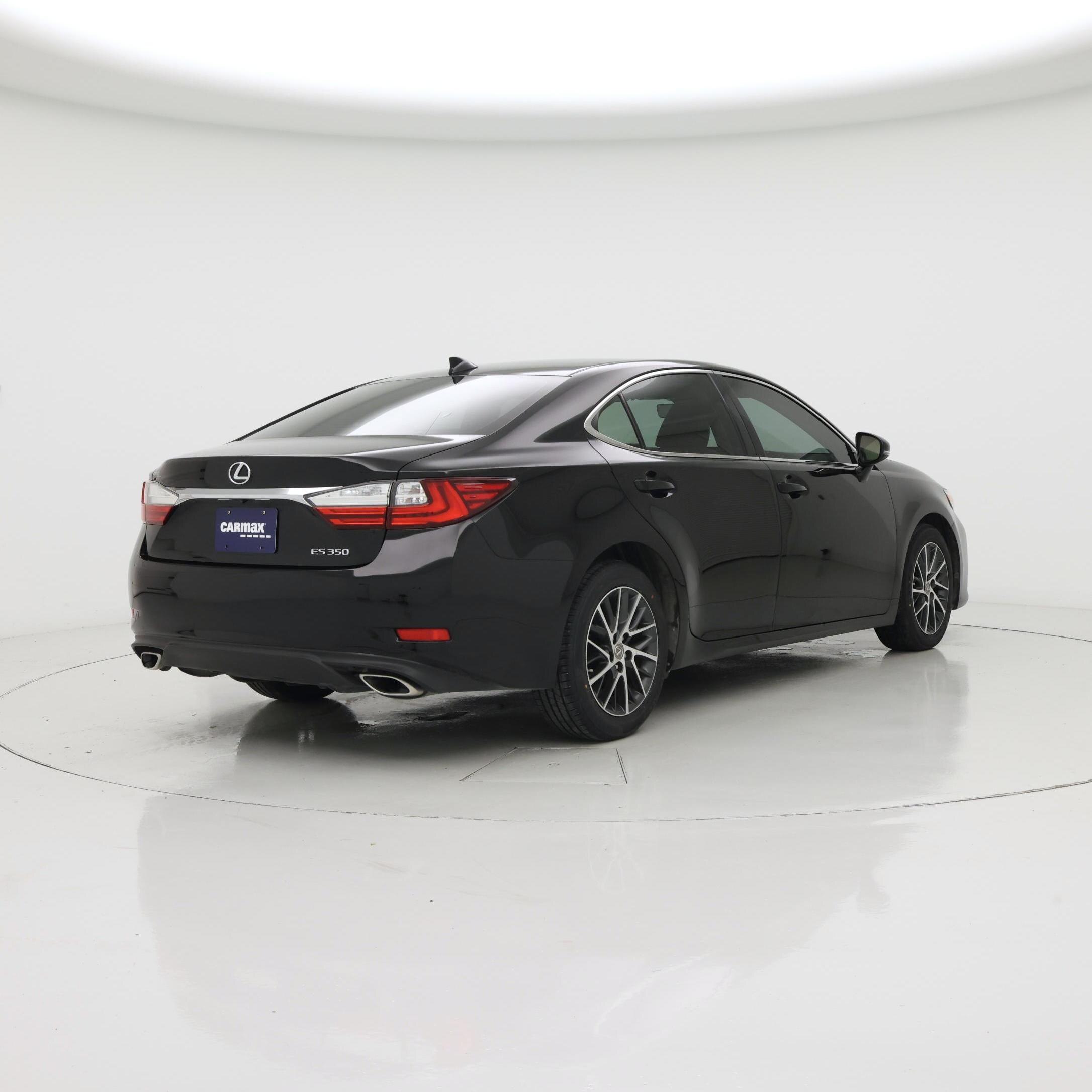 Thumbnail: 2018 Lexus ES - 8