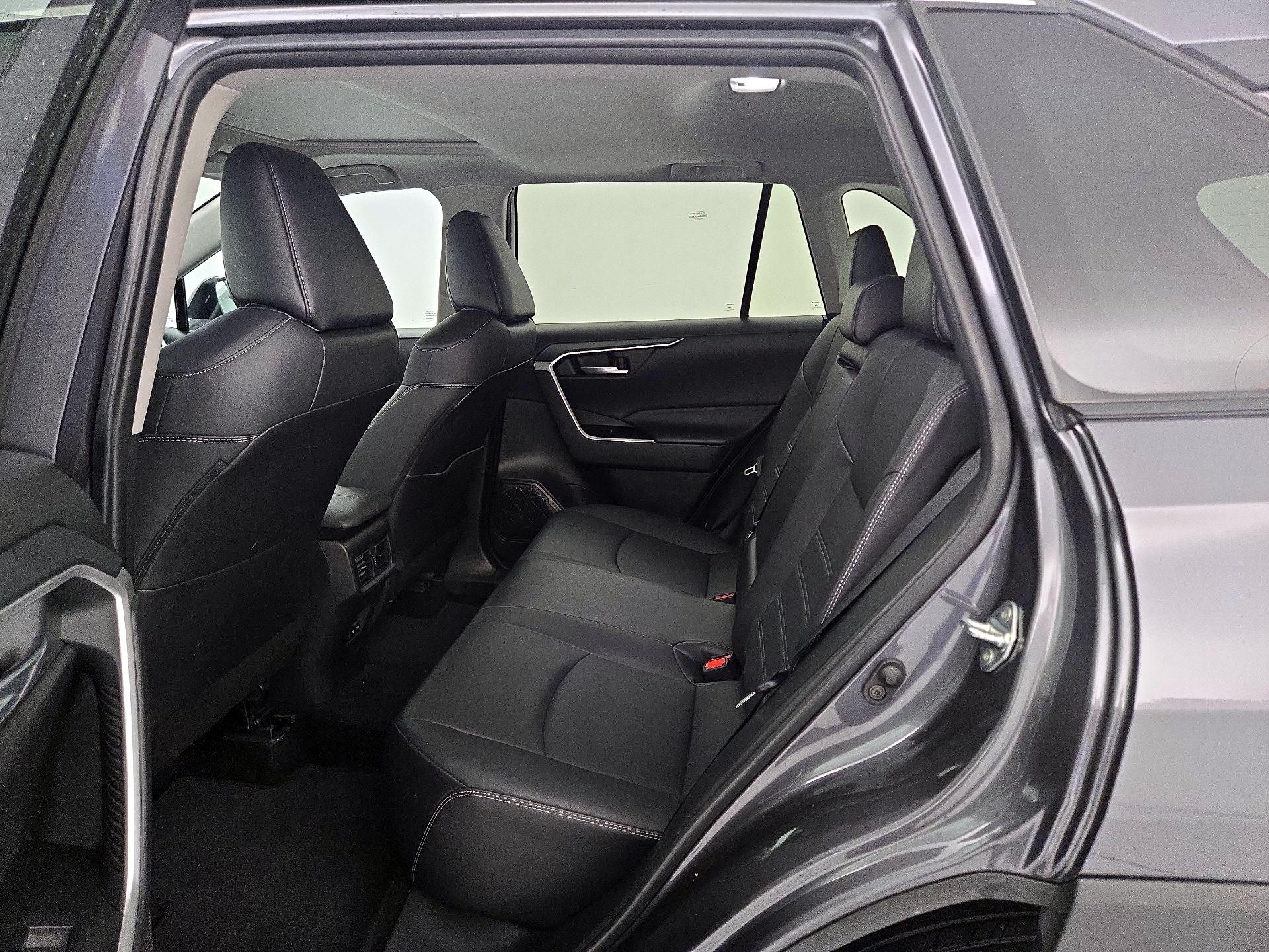 Thumbnail: 2024 Toyota RAV4 - 20