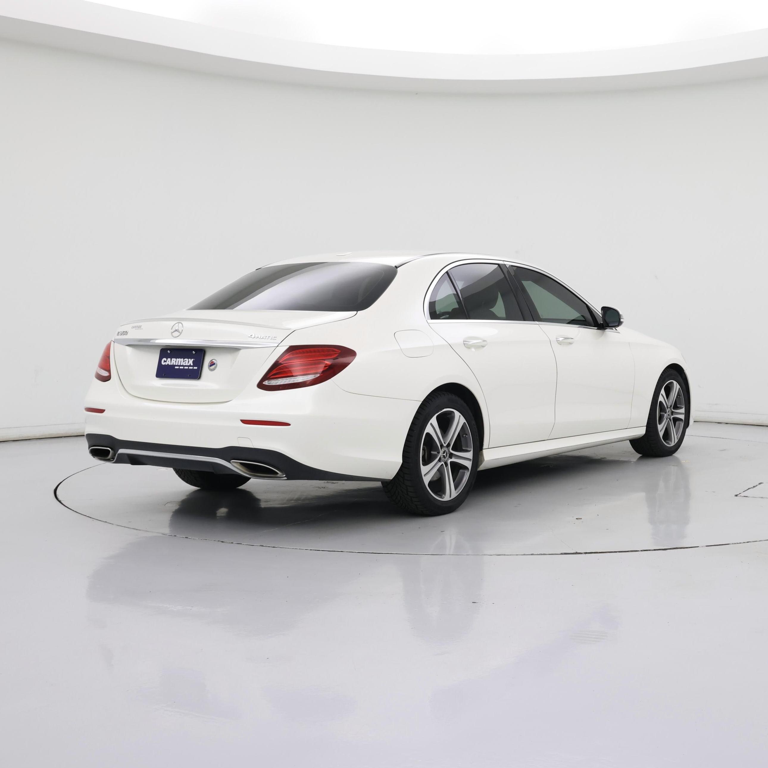 Thumbnail: 2020 Mercedes-Benz E-Class - 8