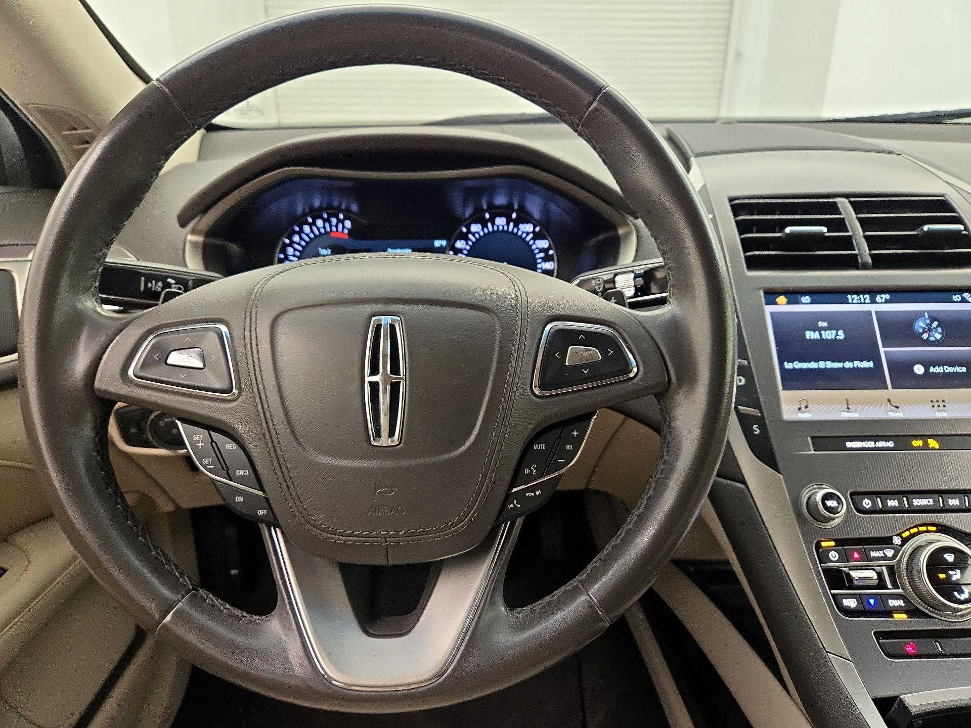 Thumbnail: 2019 Lincoln MKZ - 10