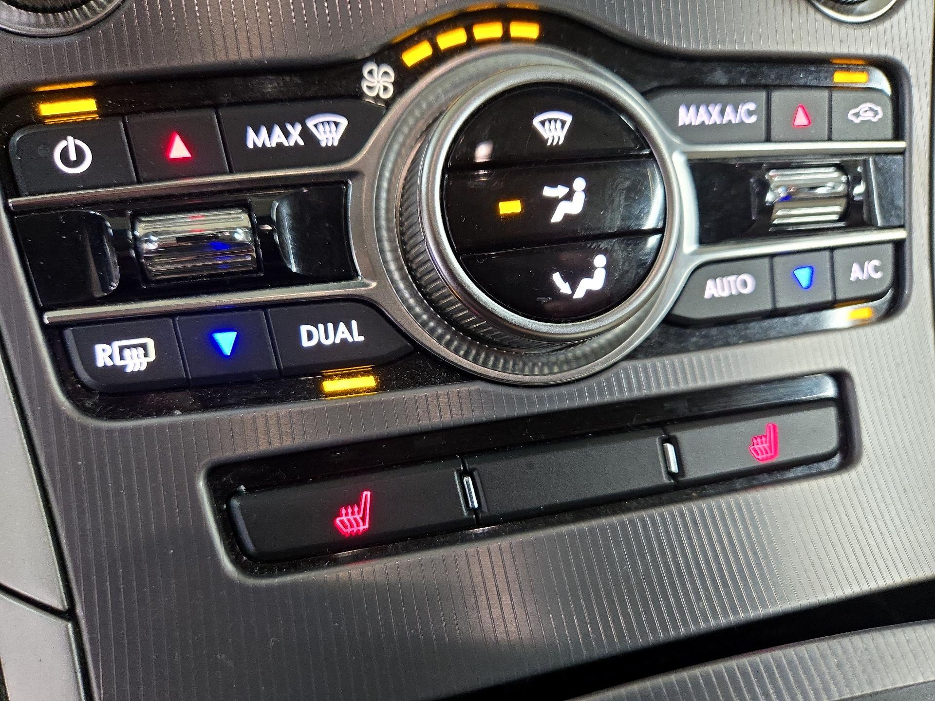 Thumbnail: 2019 Lincoln MKZ - 16