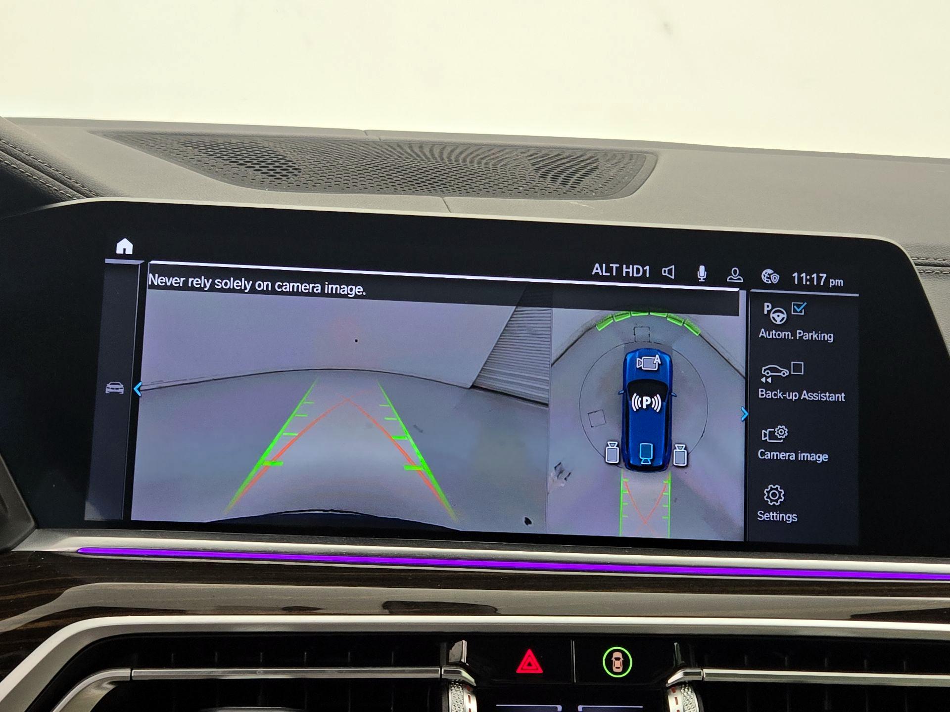 Thumbnail: 2021 BMW X5 - 15