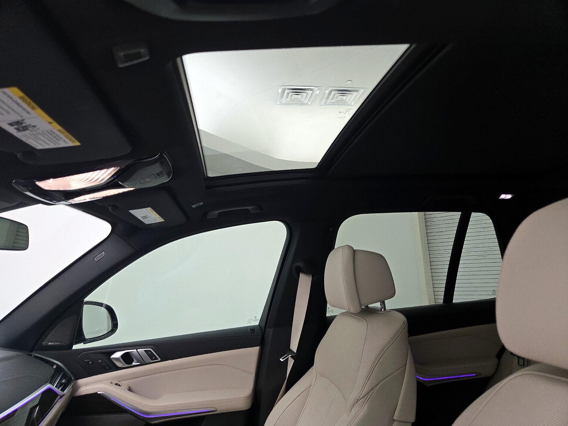 Thumbnail: 2021 BMW X5 - 20