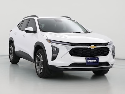 White 2025 Chevrolet Trax LT