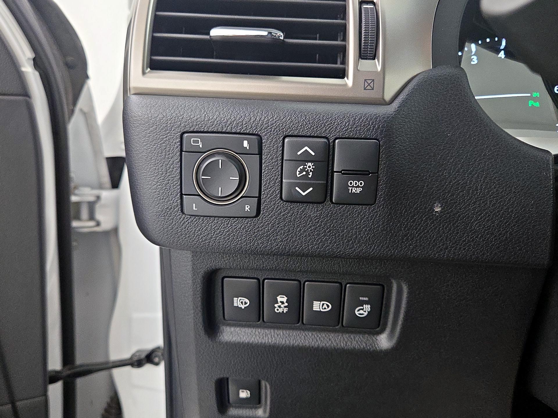 Thumbnail: 2021 Lexus GX - 13