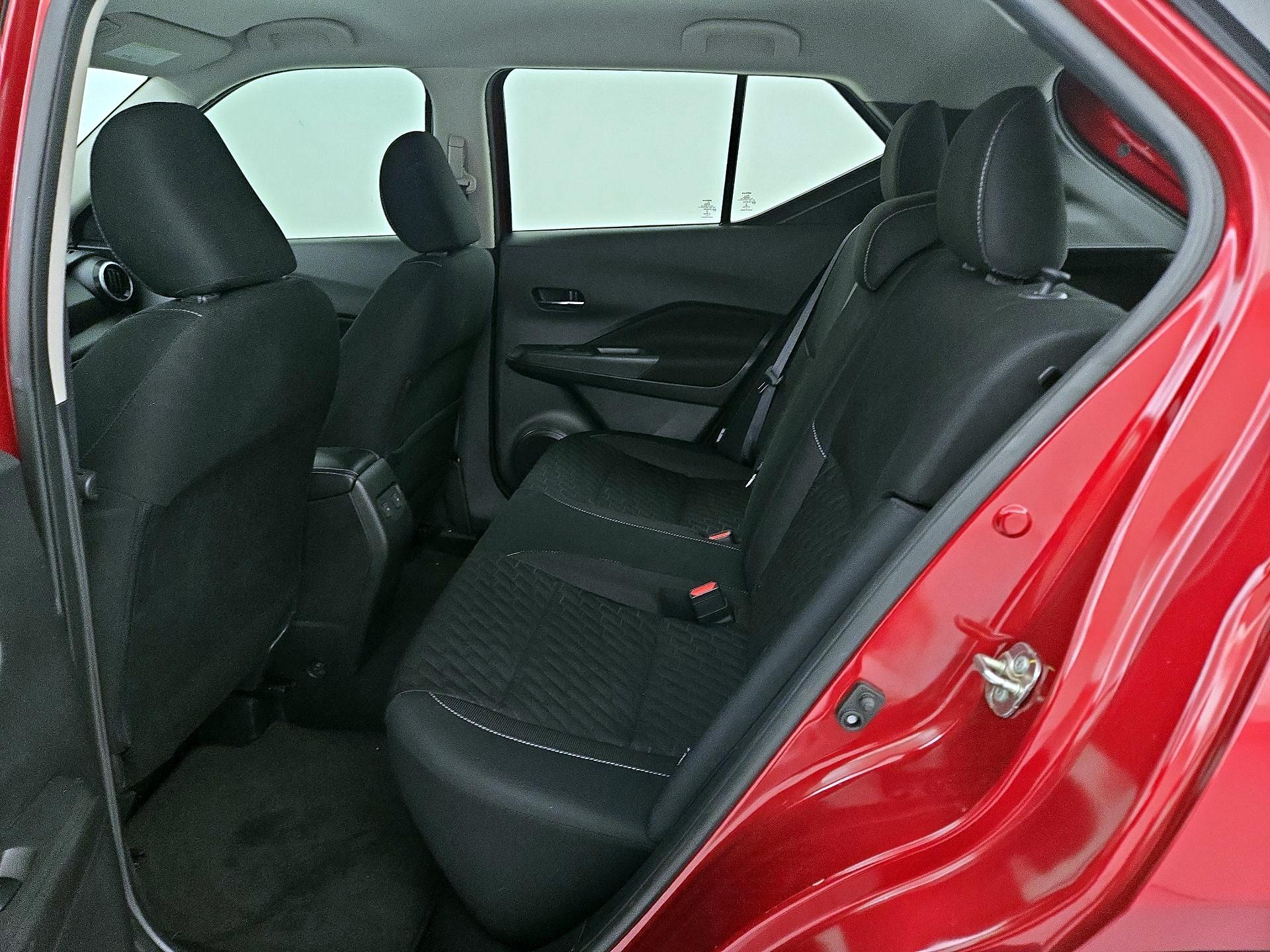 Thumbnail: 2021 Nissan Kicks - 18