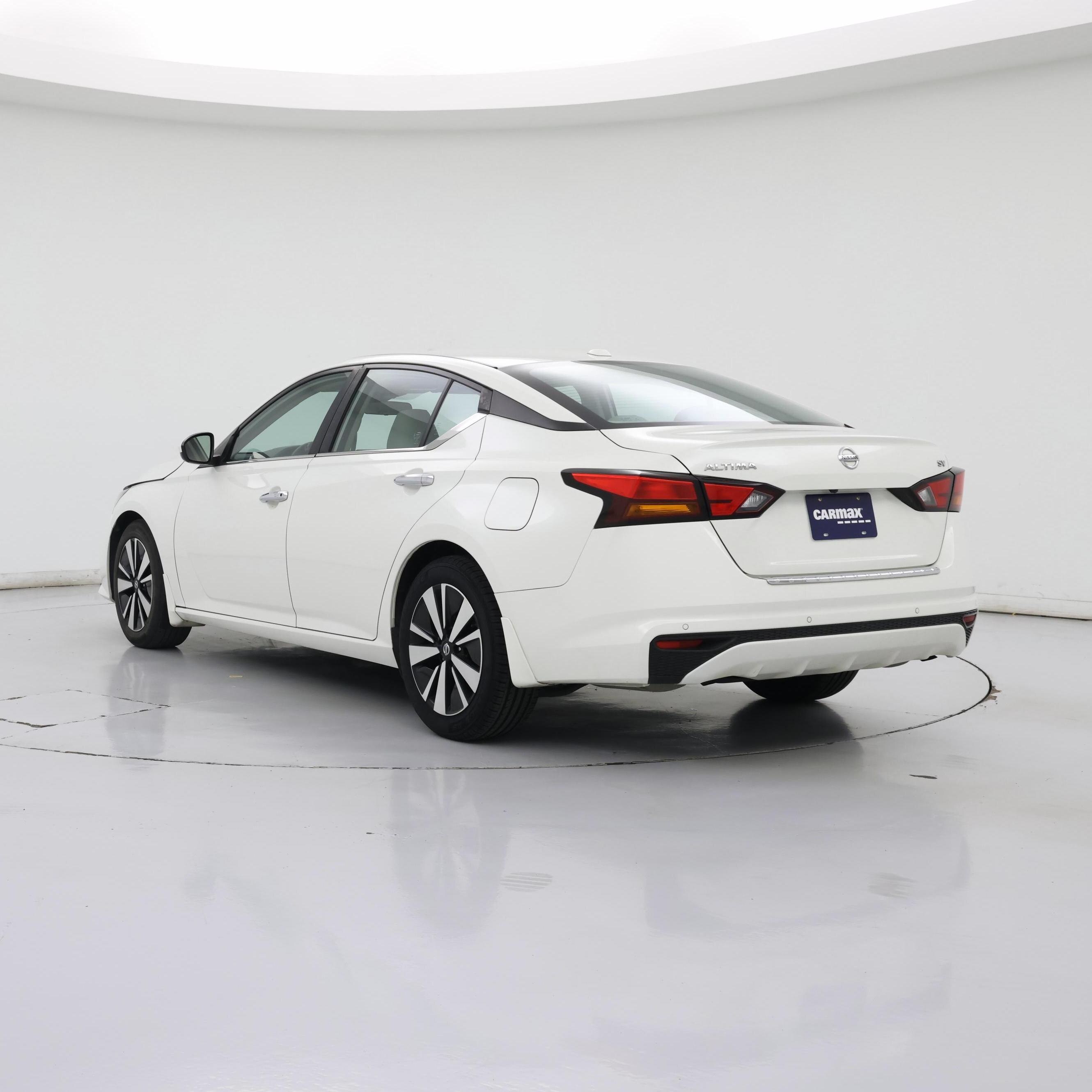 Thumbnail: 2022 Nissan Altima - 2