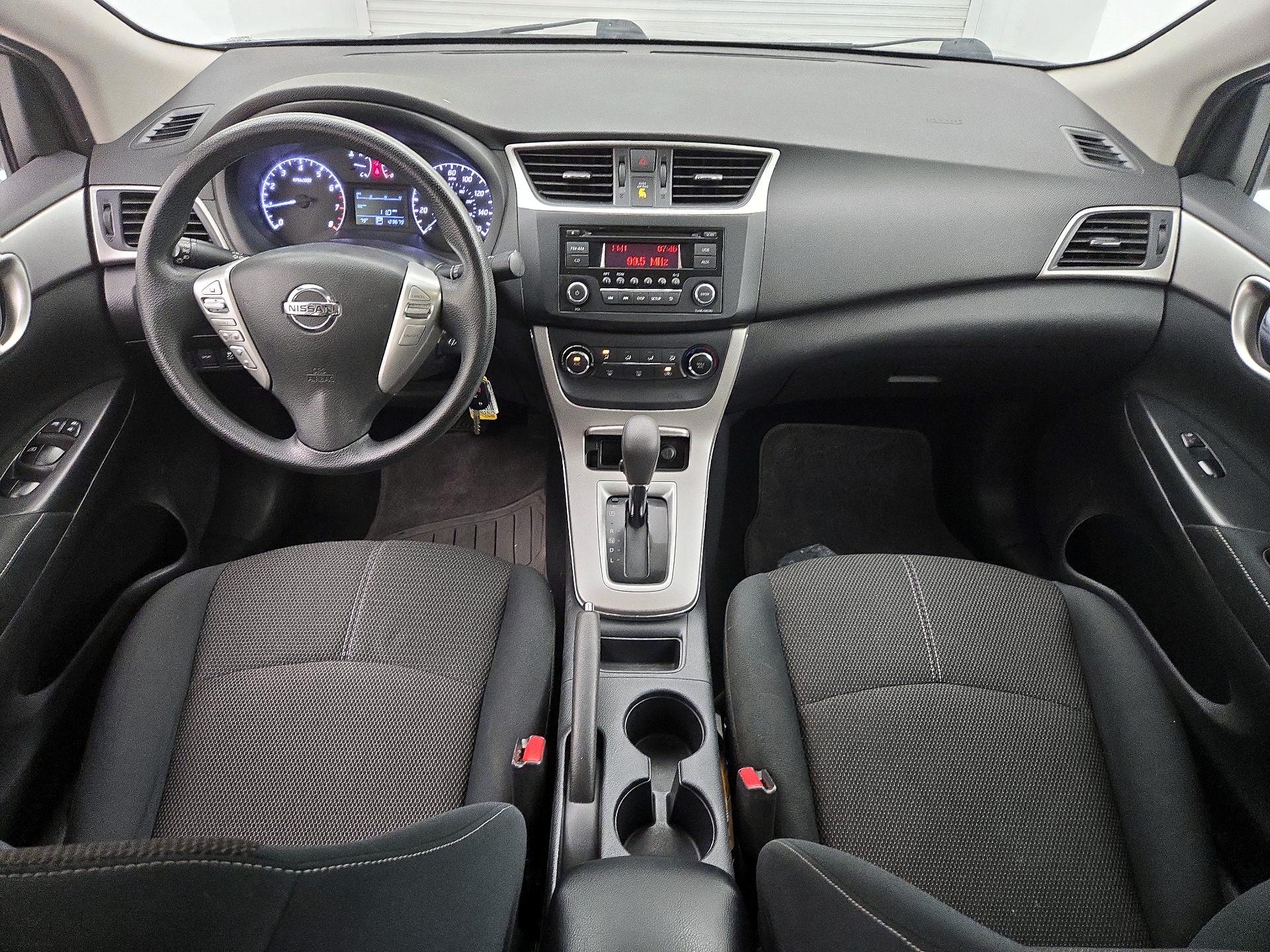 Thumbnail: 2015 Nissan Sentra - 9