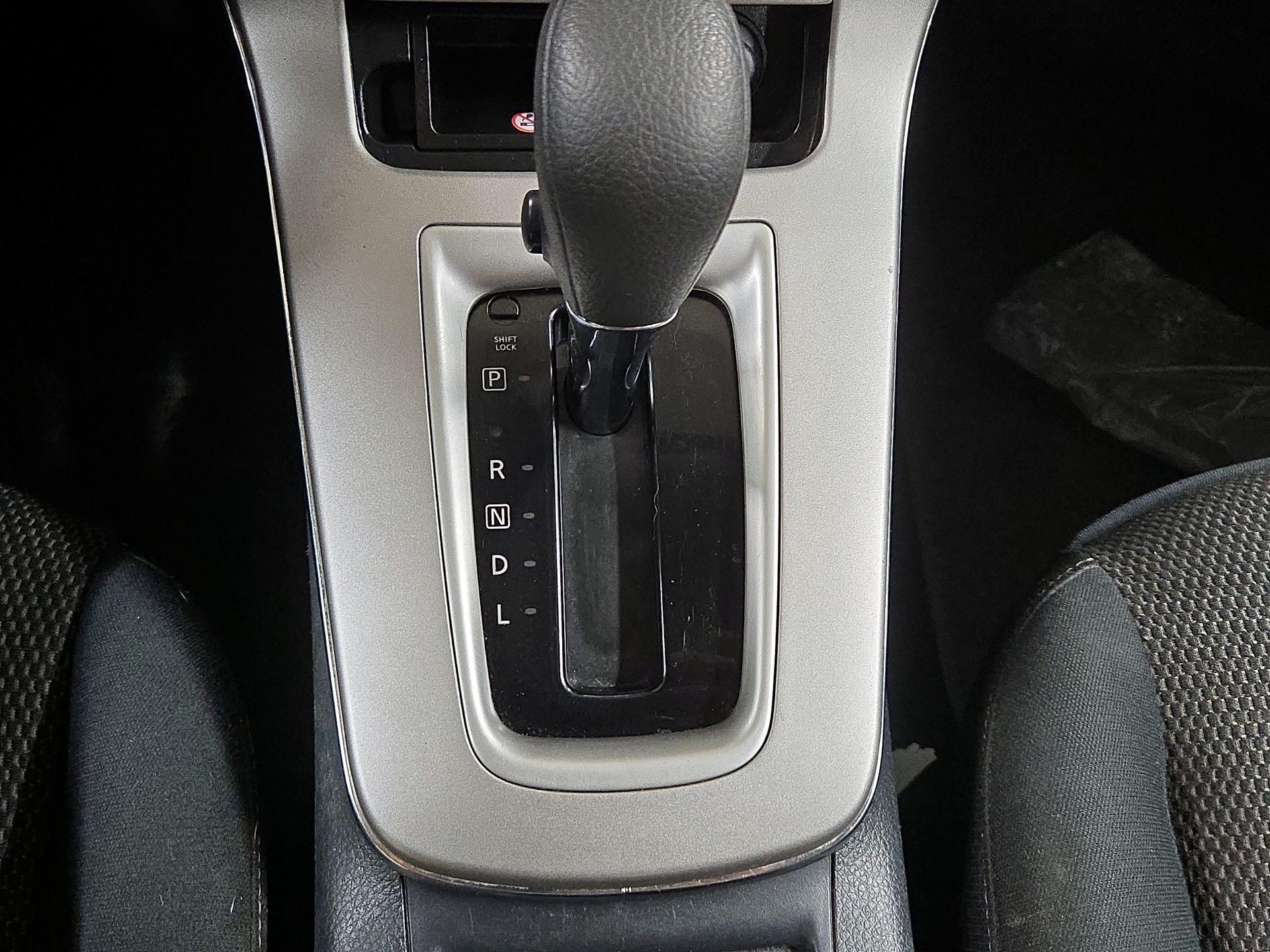 Thumbnail: 2015 Nissan Sentra - 16