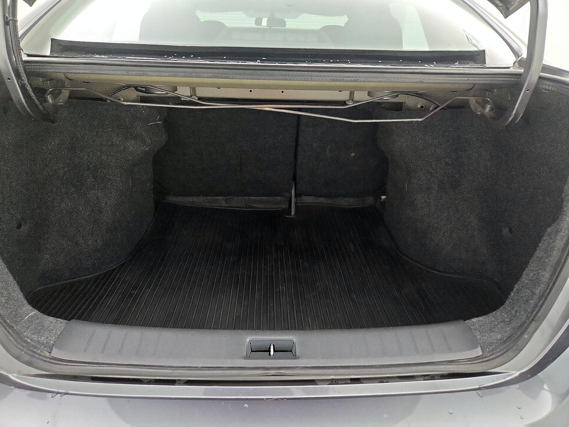 Thumbnail: 2015 Nissan Sentra - 19