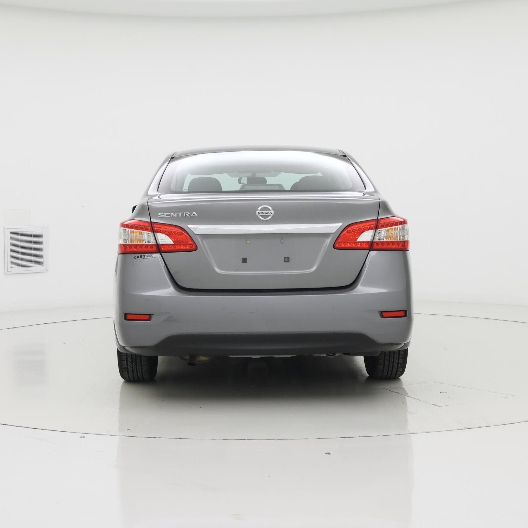 Thumbnail: 2015 Nissan Sentra - 6