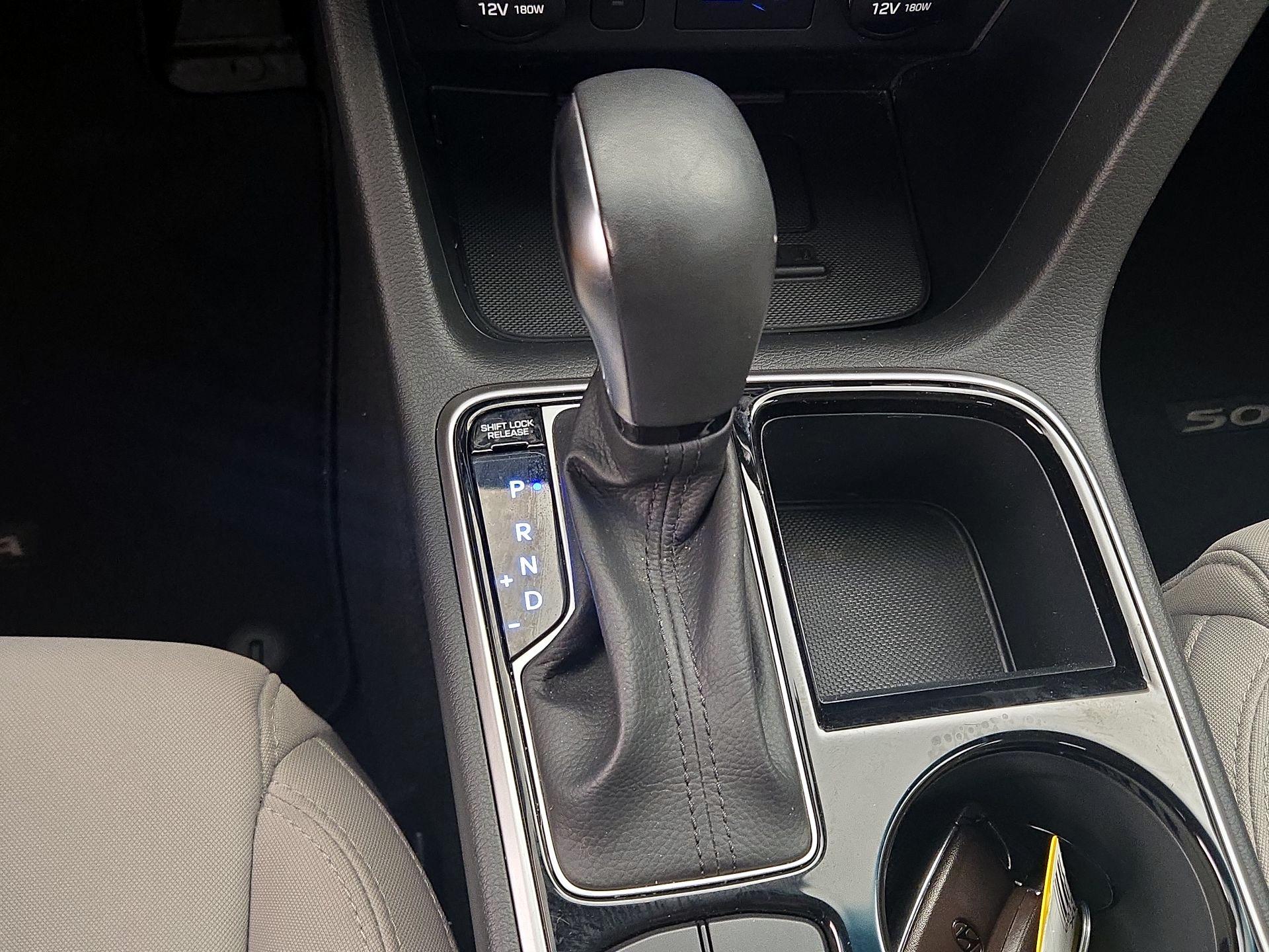 Thumbnail: 2019 Hyundai Sonata - 17