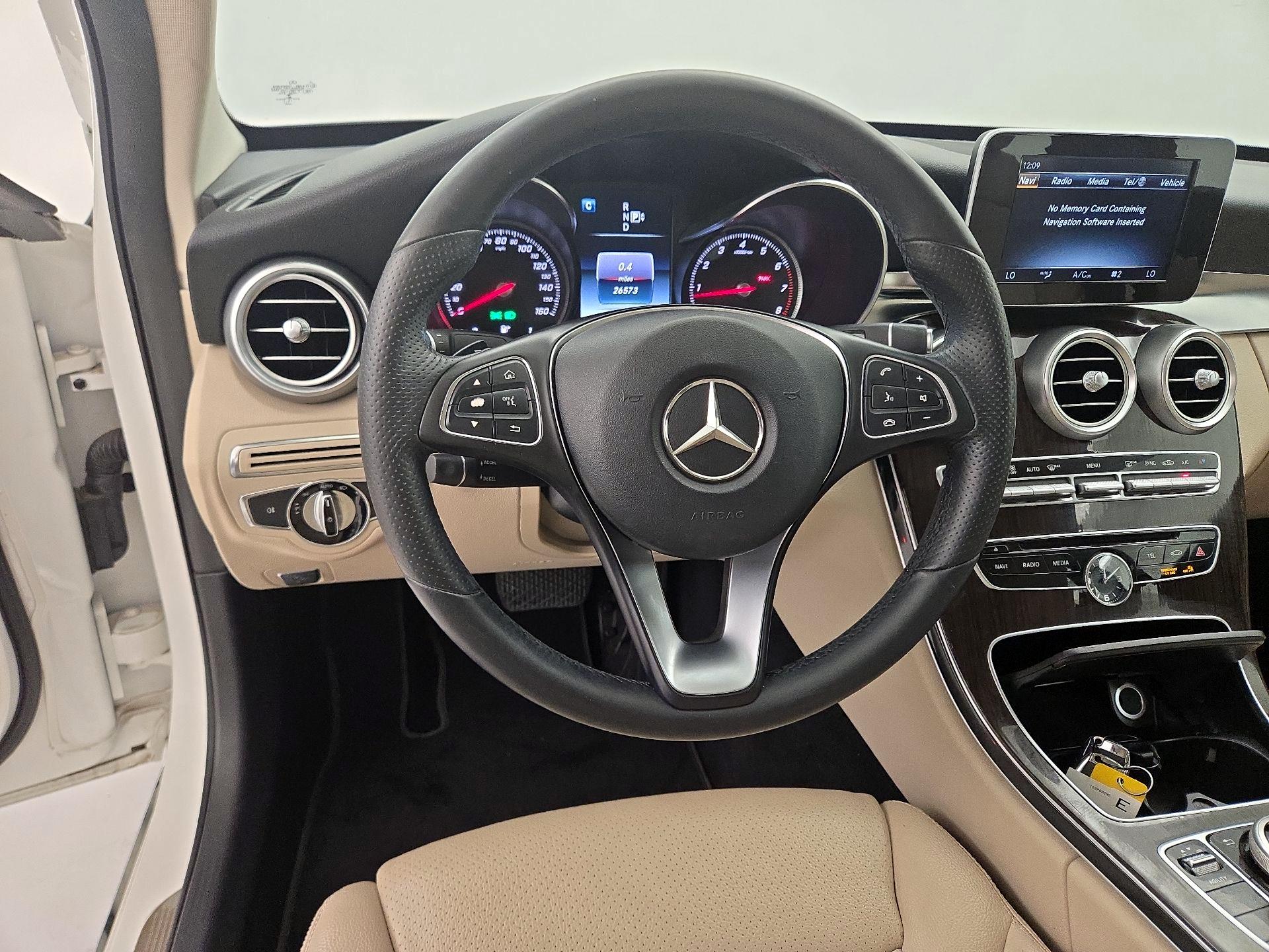 Thumbnail: 2015 Mercedes-Benz C-Class - 10