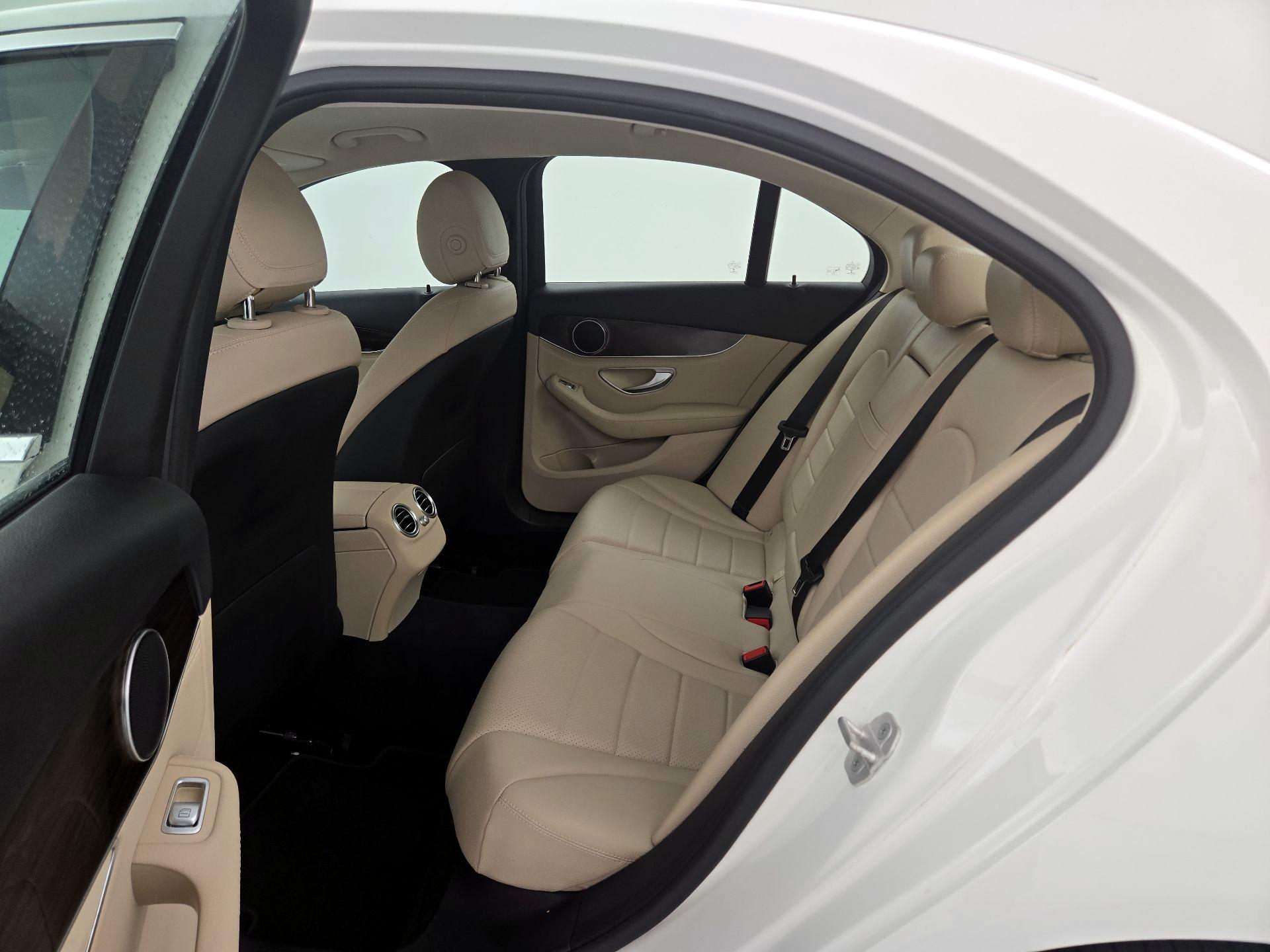 Thumbnail: 2015 Mercedes-Benz C-Class - 19