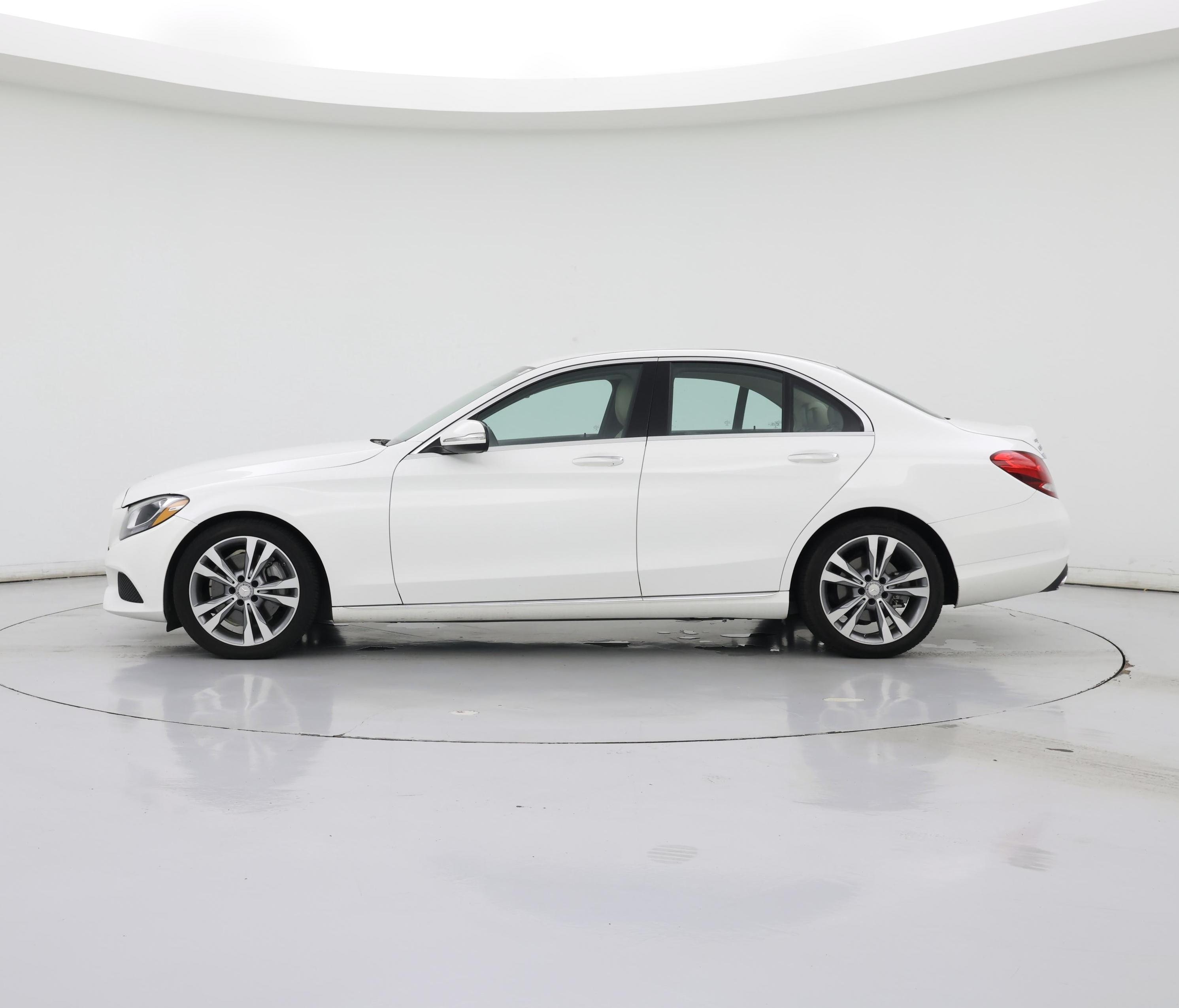 Thumbnail: 2015 Mercedes-Benz C-Class - 3