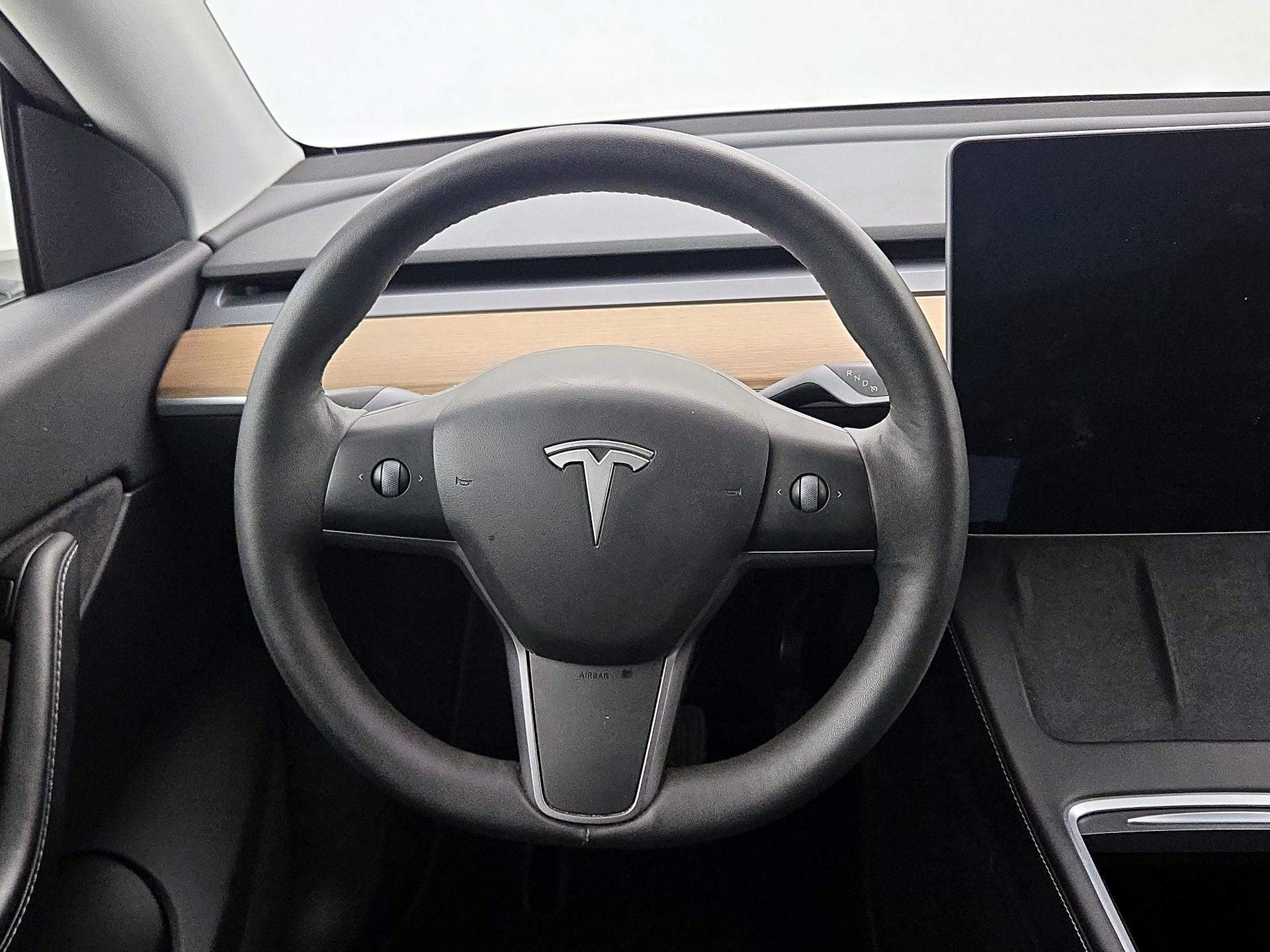 Thumbnail: 2021 Tesla Model Y - 10