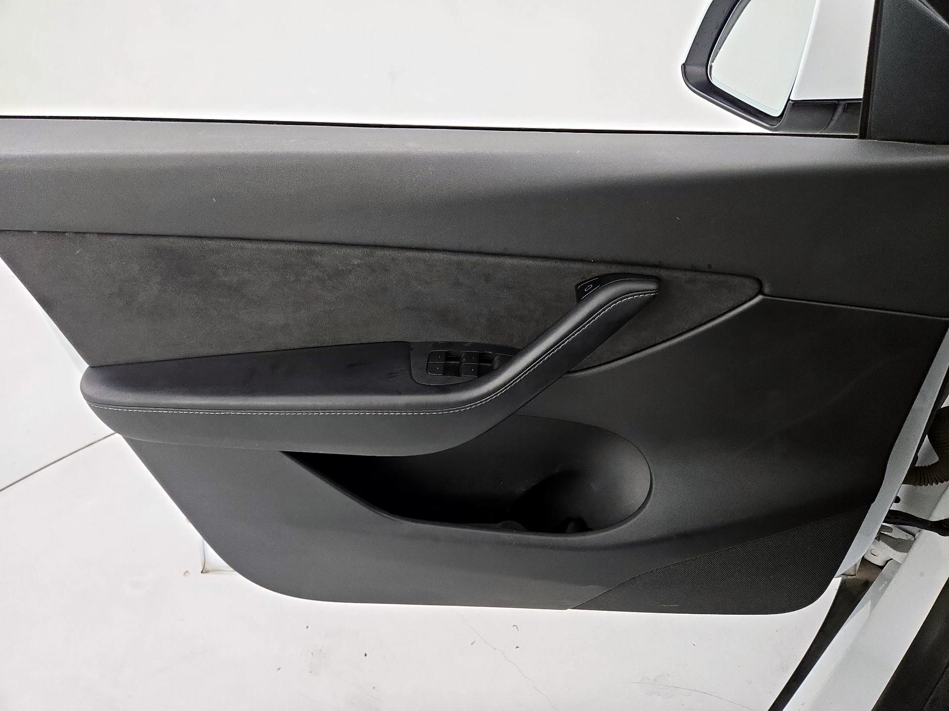 Thumbnail: 2021 Tesla Model Y - 12