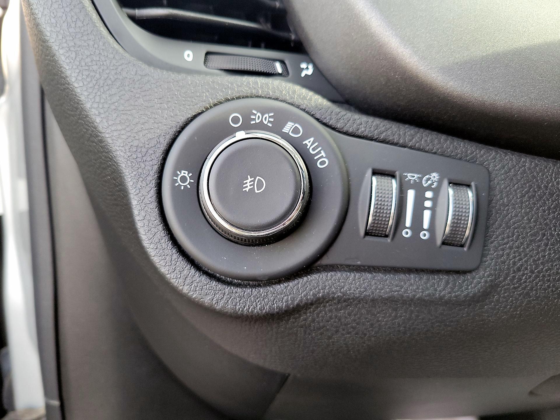 Thumbnail: 2017 Fiat 500X - 11