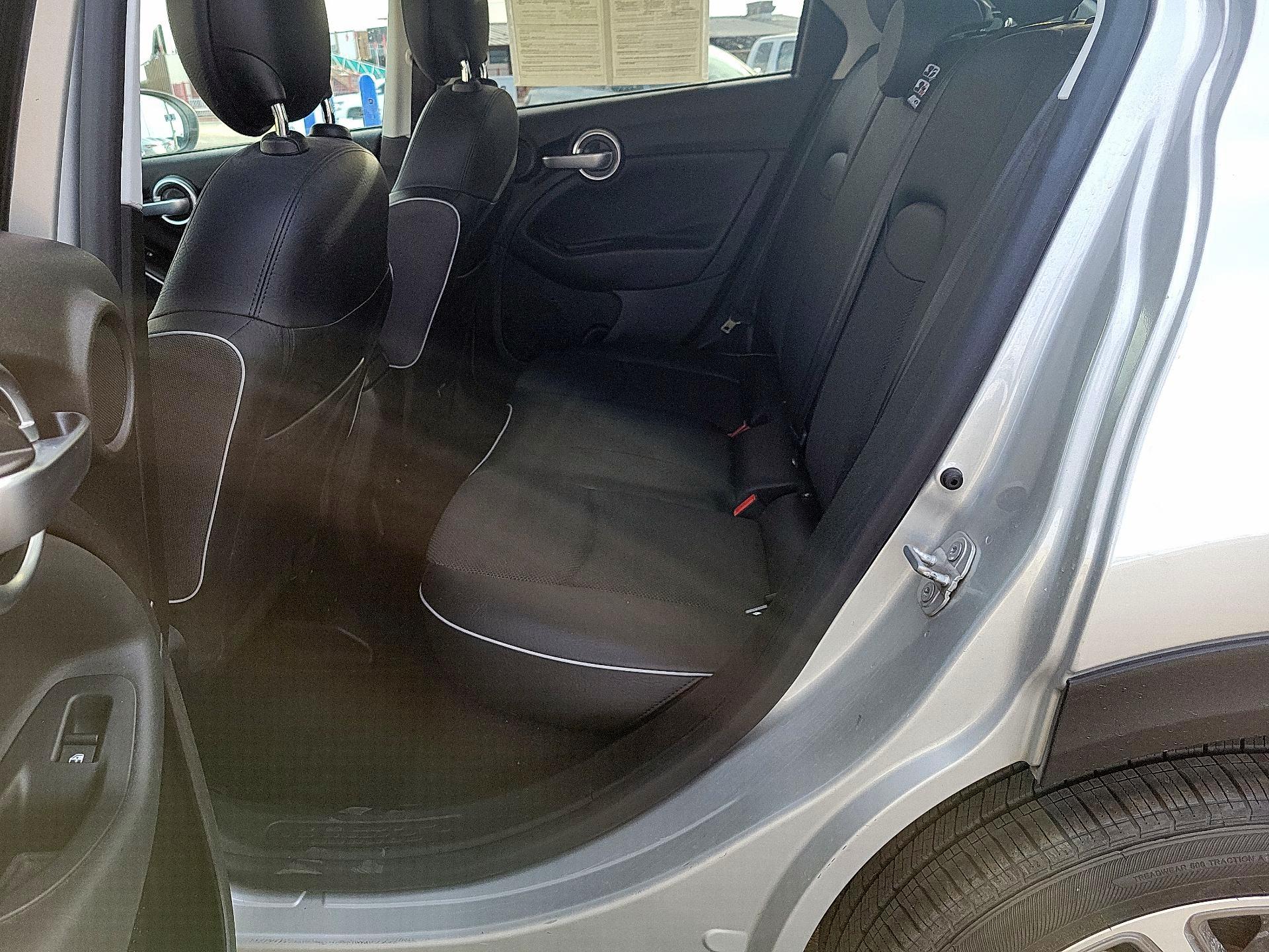 Thumbnail: 2017 Fiat 500X - 16