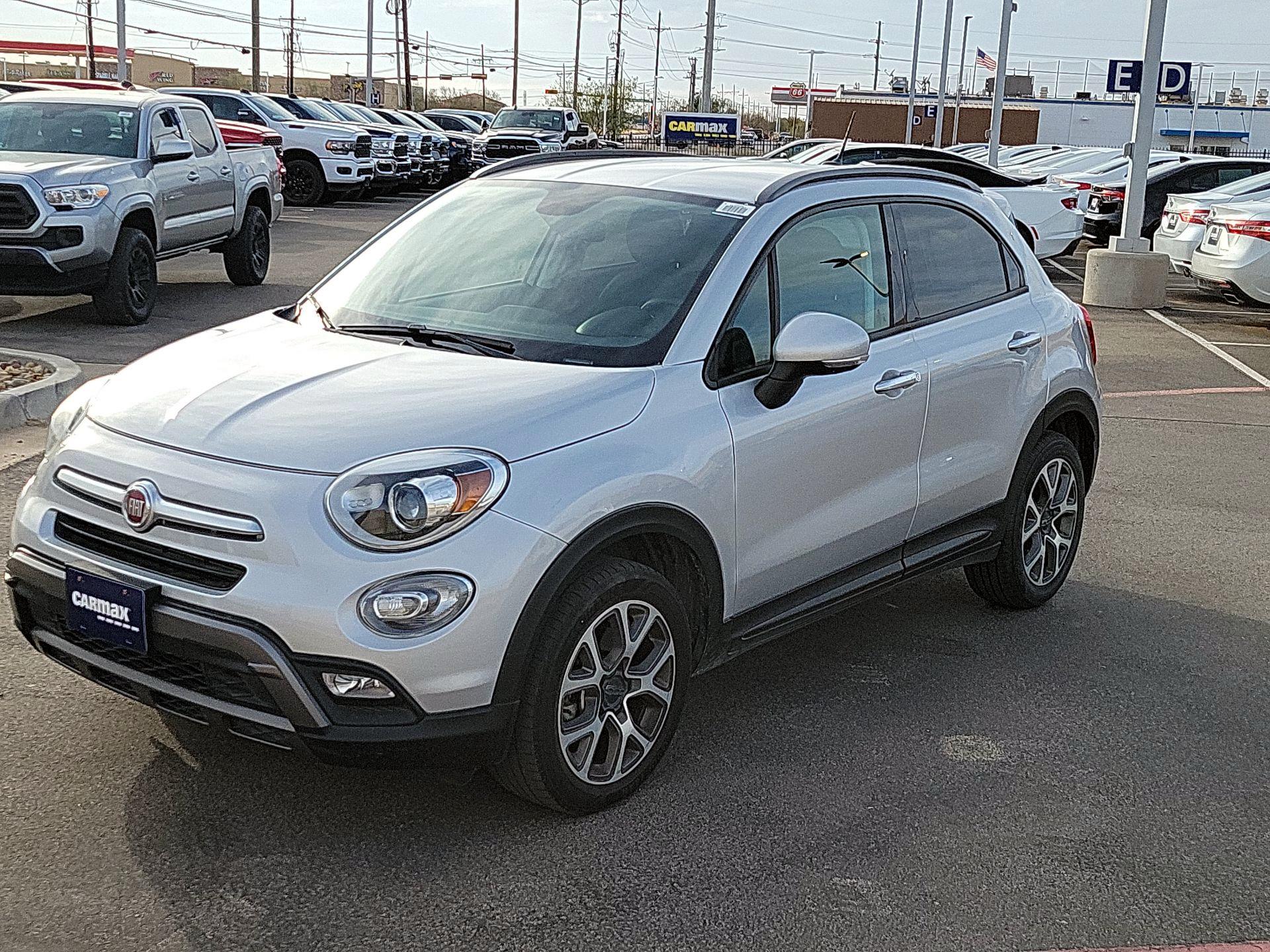 Thumbnail: 2017 Fiat 500X - 3