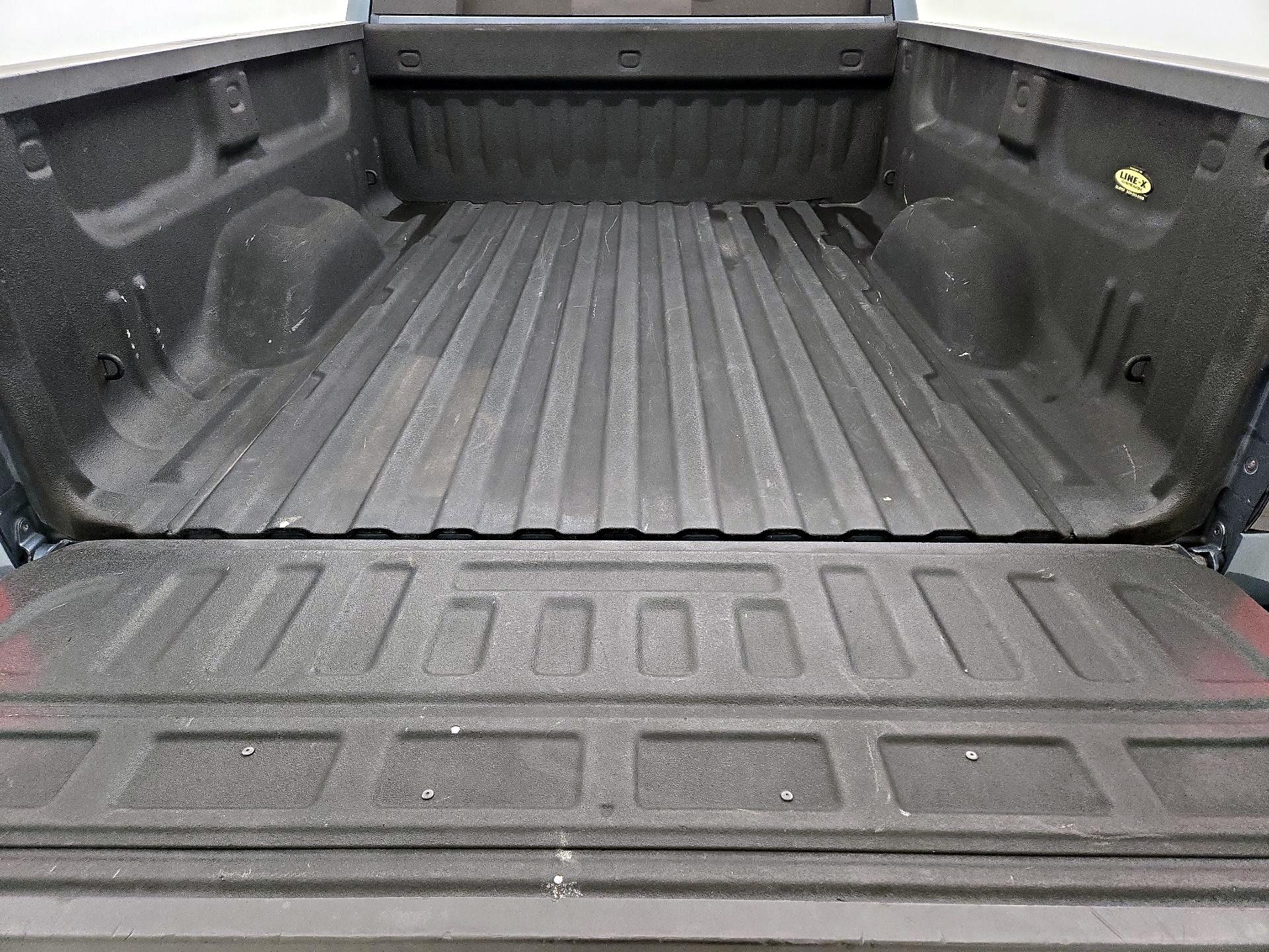 Thumbnail: 2014 Chevrolet Silverado 1500 - 20