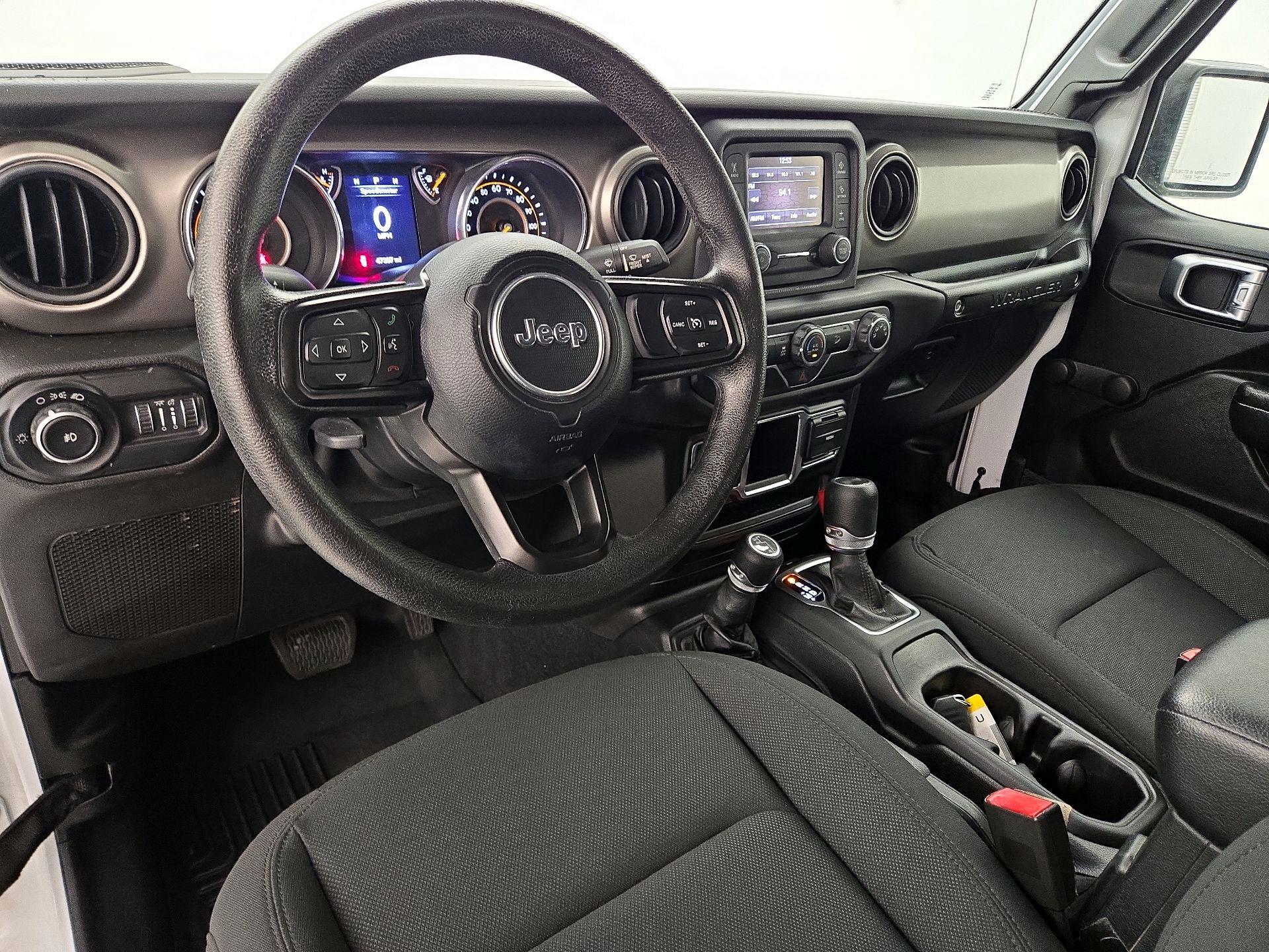 Thumbnail: 2020 Jeep Wrangler - 9