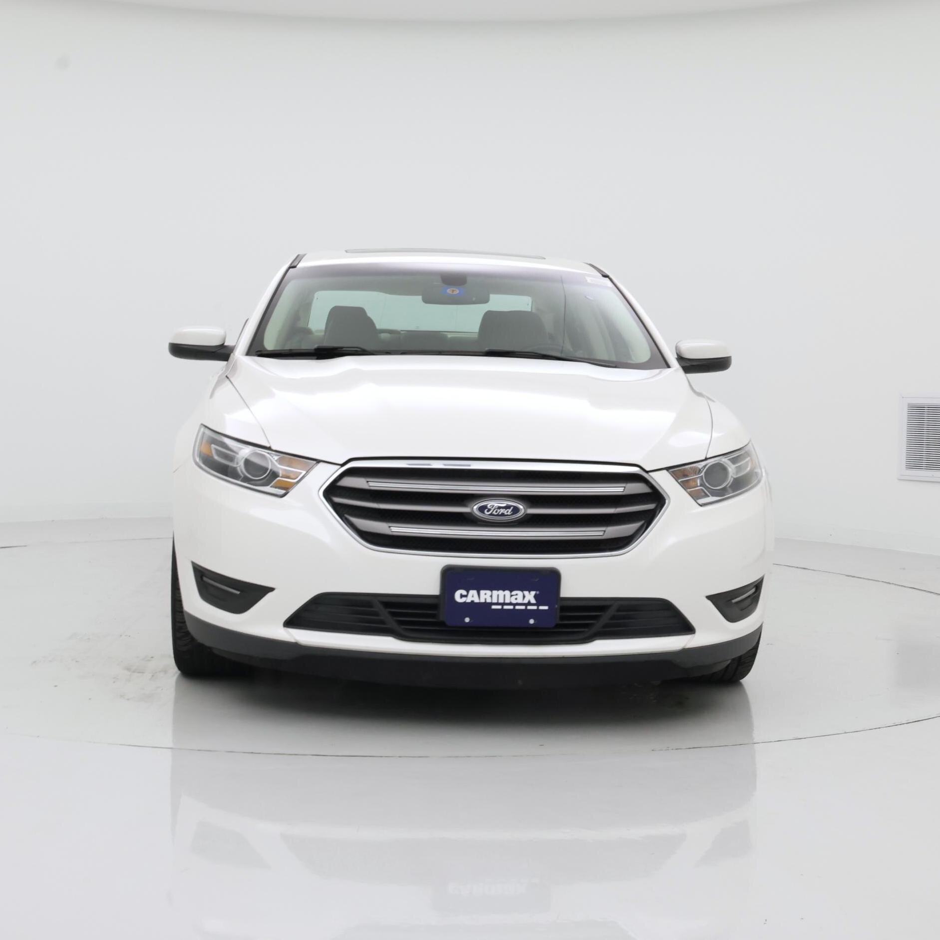 Thumbnail: 2015 Ford Taurus - 5