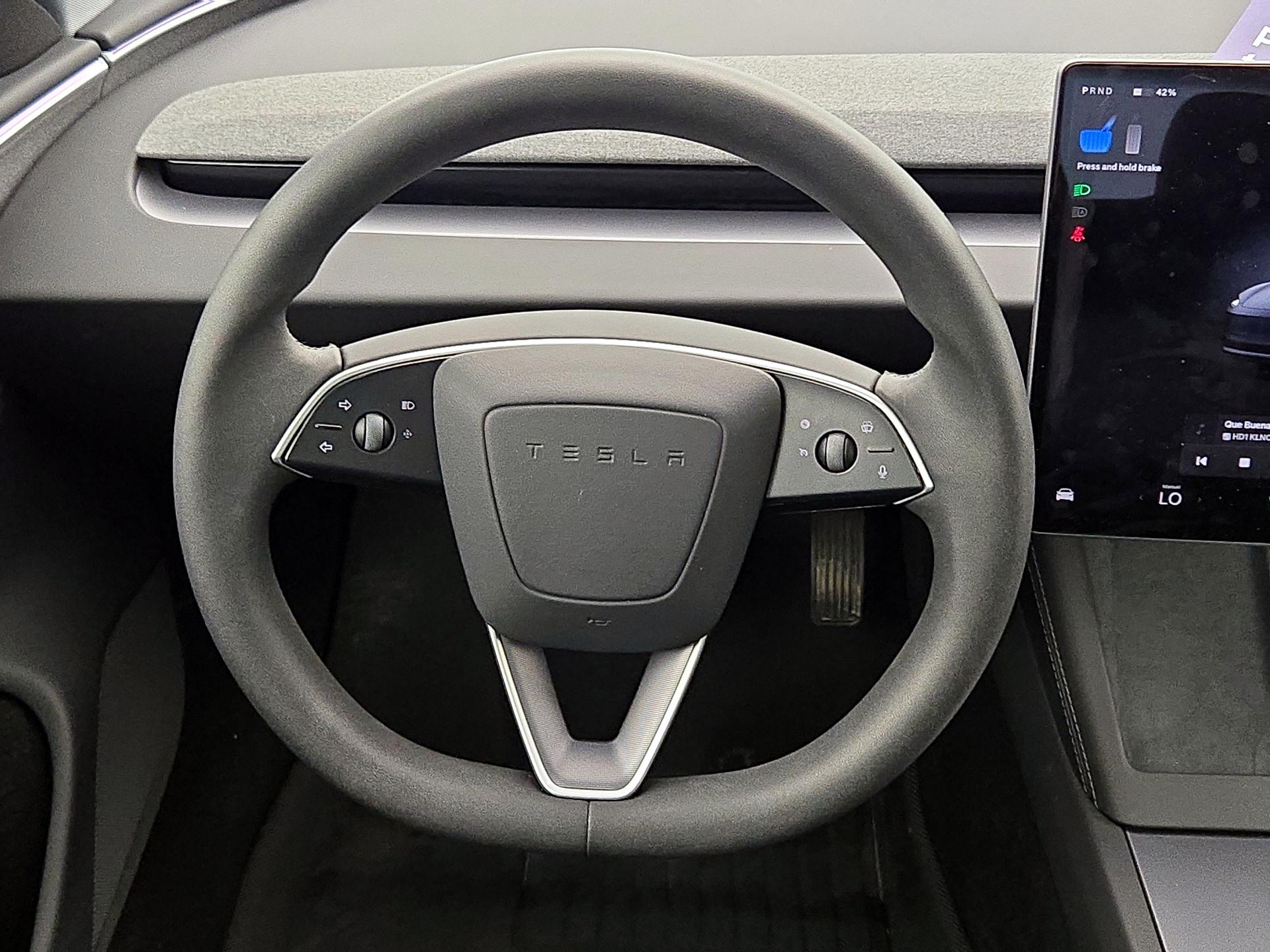 Thumbnail: 2025 Tesla Model 3 - 10