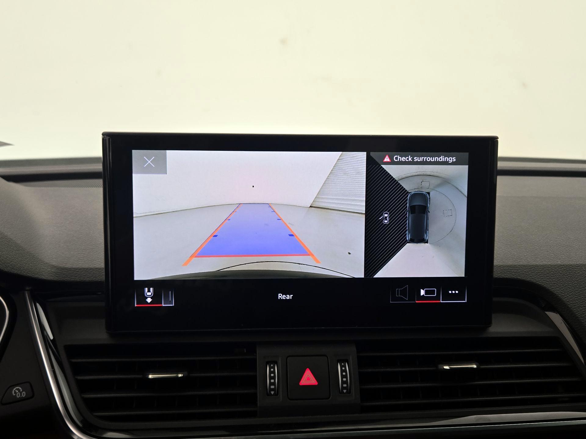 Thumbnail: 2022 Audi Q5 - 14