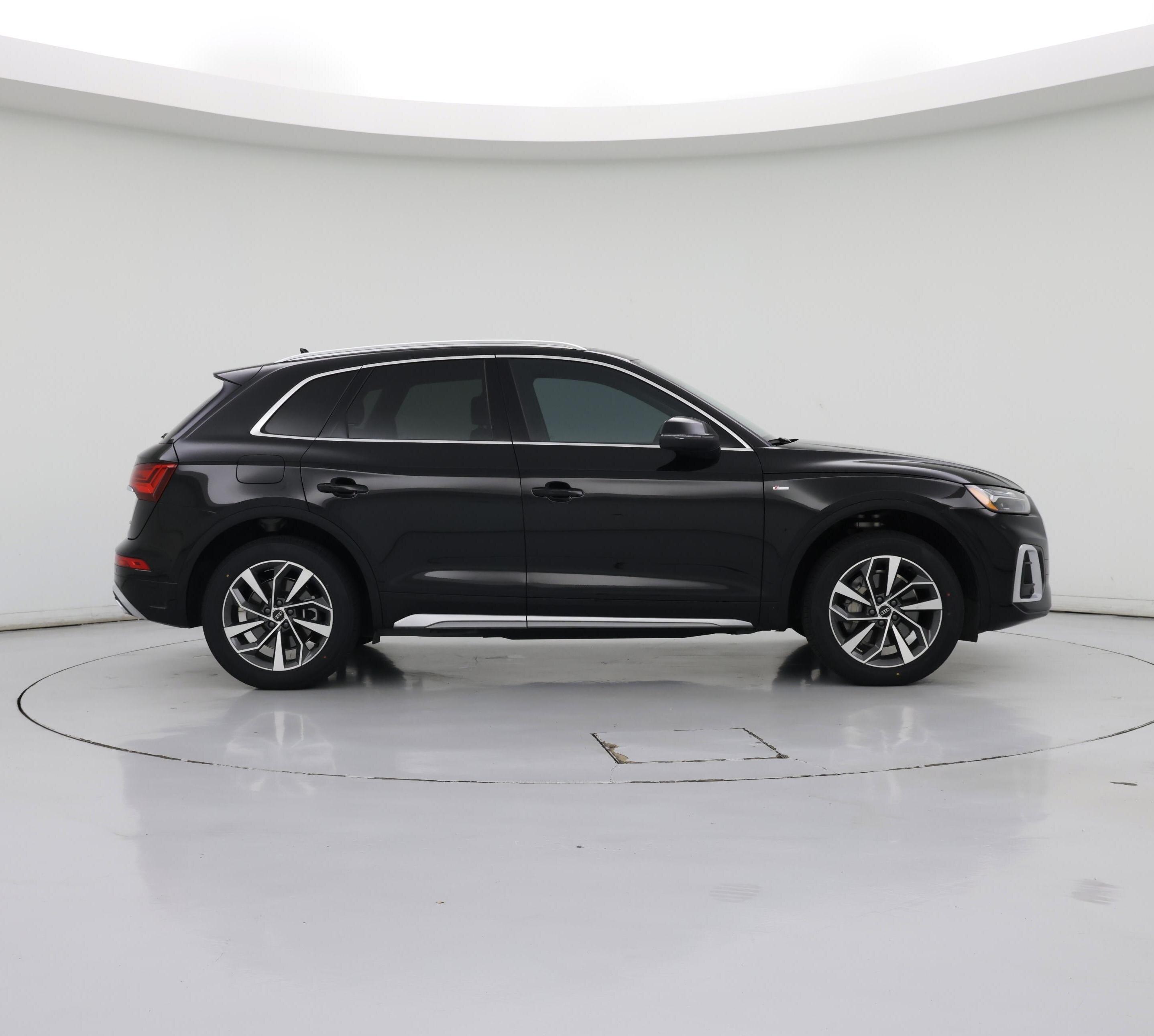 Thumbnail: 2022 Audi Q5 - 7
