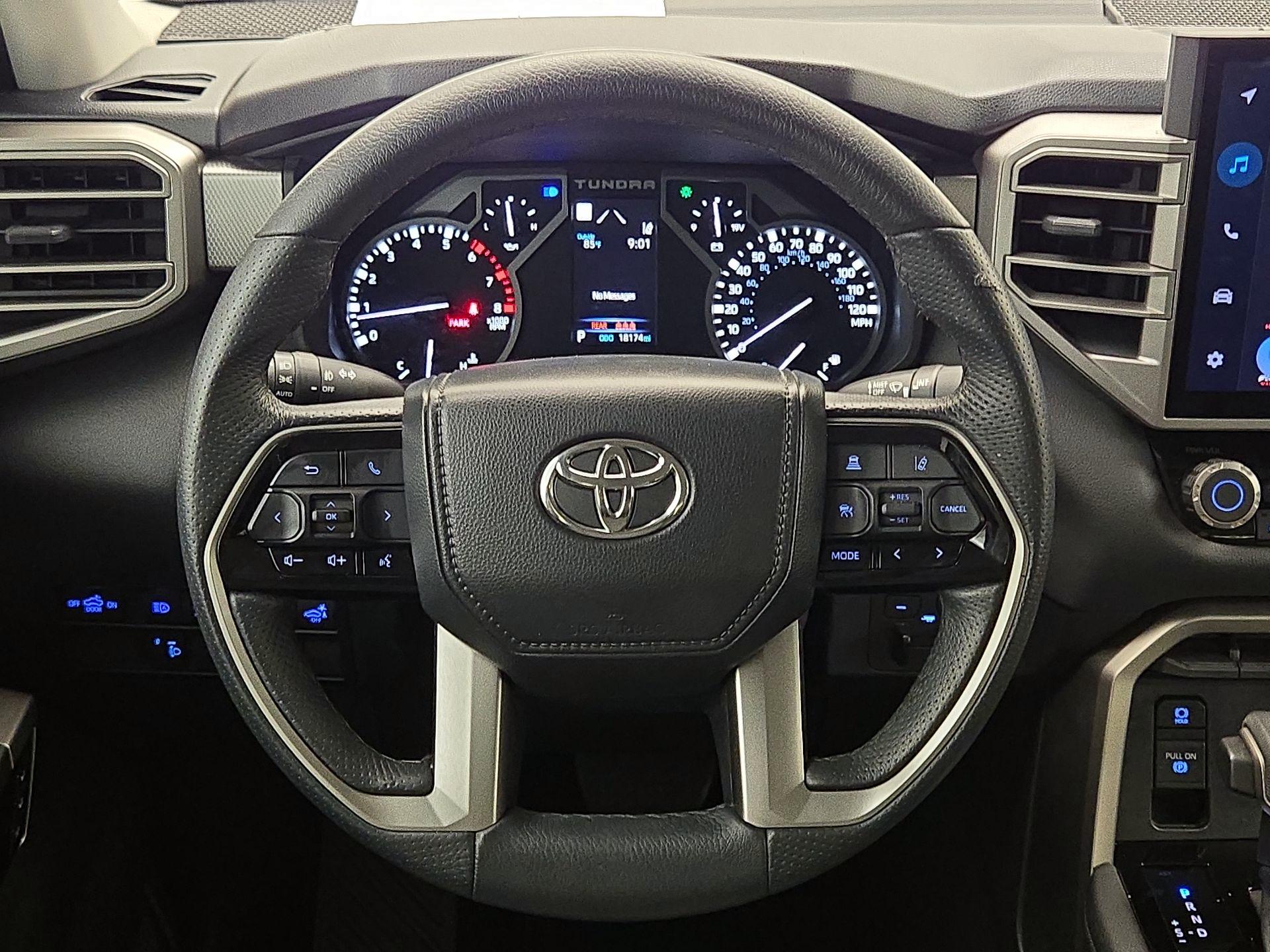 Thumbnail: 2022 Toyota Tundra - 10