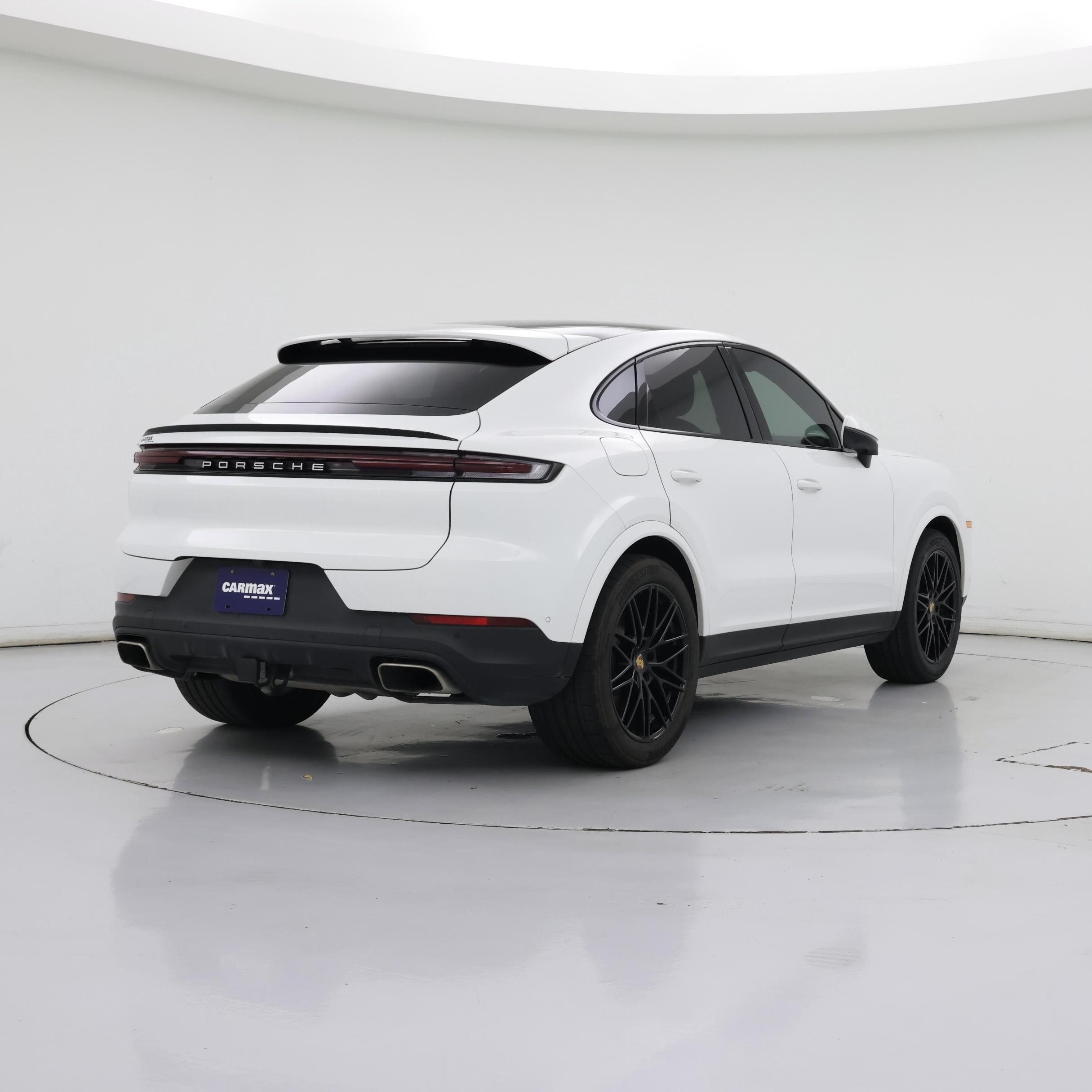 Thumbnail: 2024 Porsche Cayenne - 8