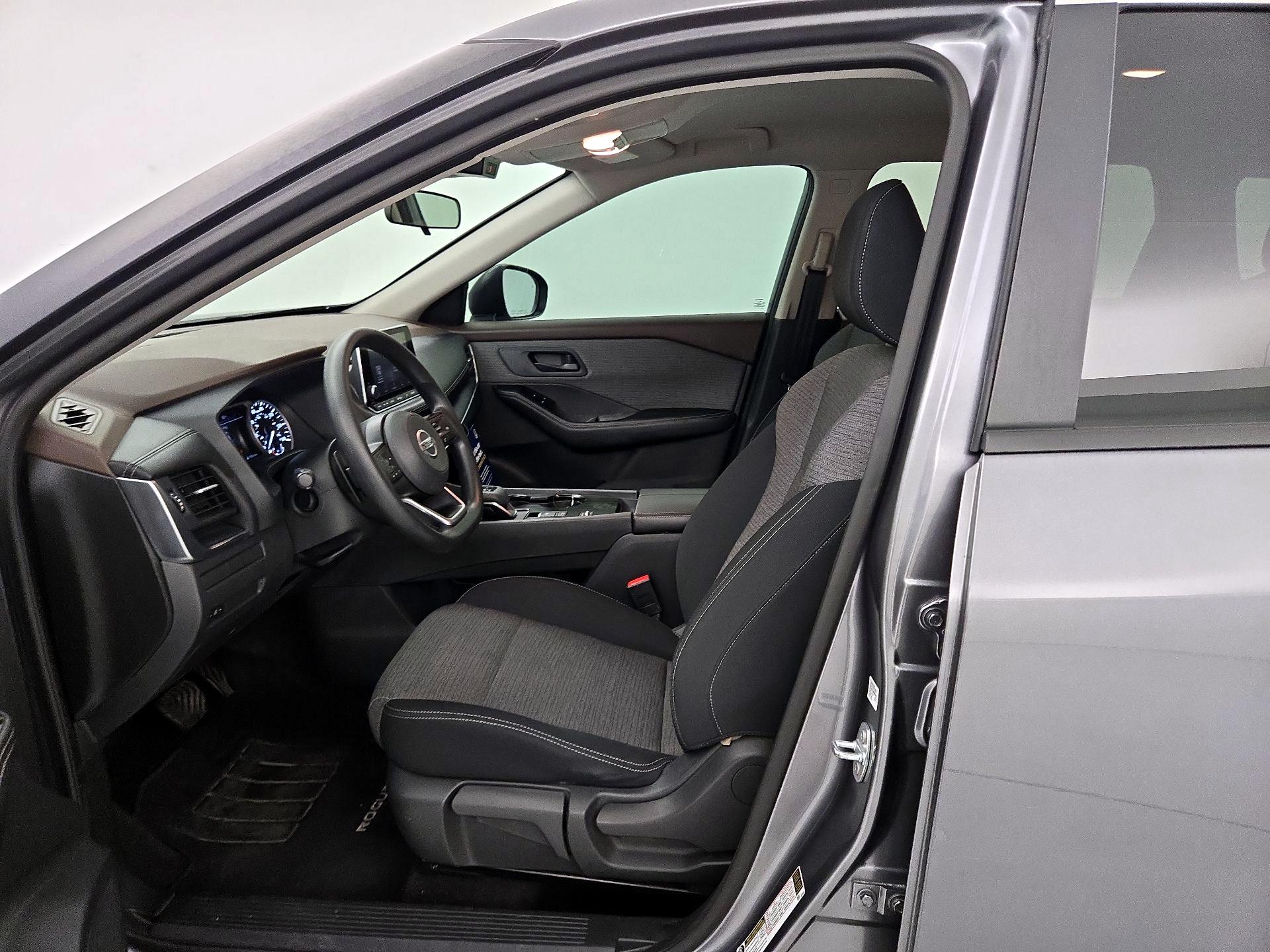Thumbnail: 2021 Nissan Rogue - 11