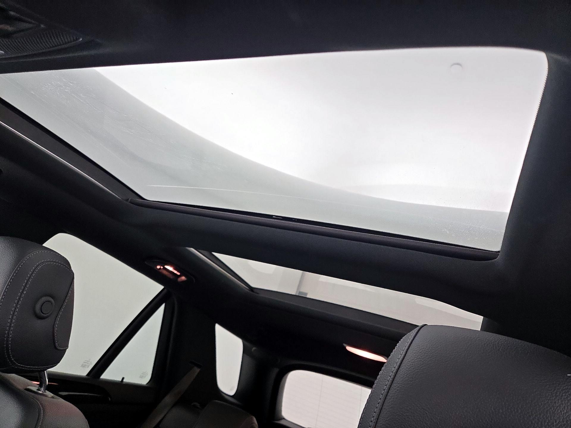 Thumbnail: 2017 Mercedes-Benz GLE - 20