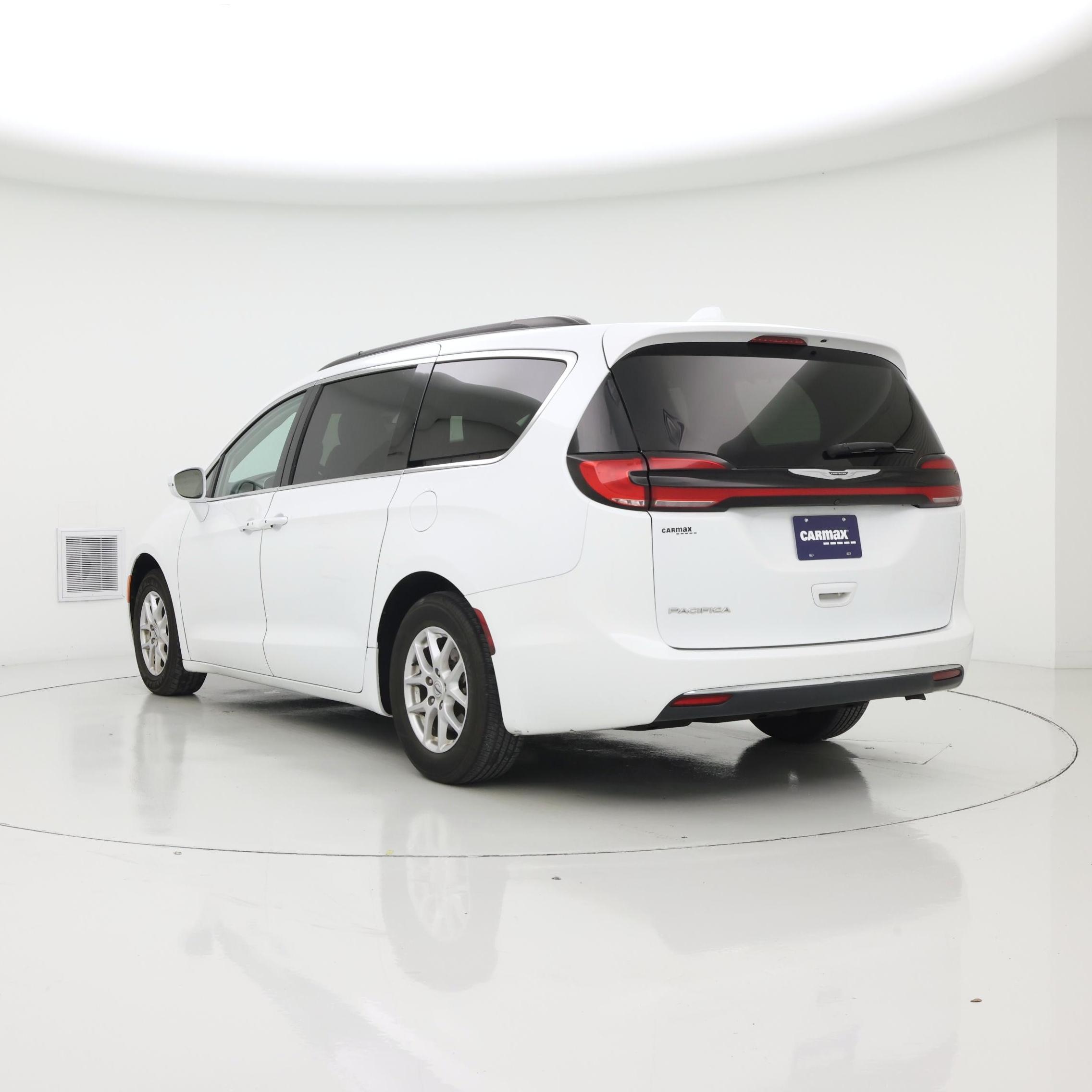 Thumbnail: 2022 Chrysler Pacifica - 2