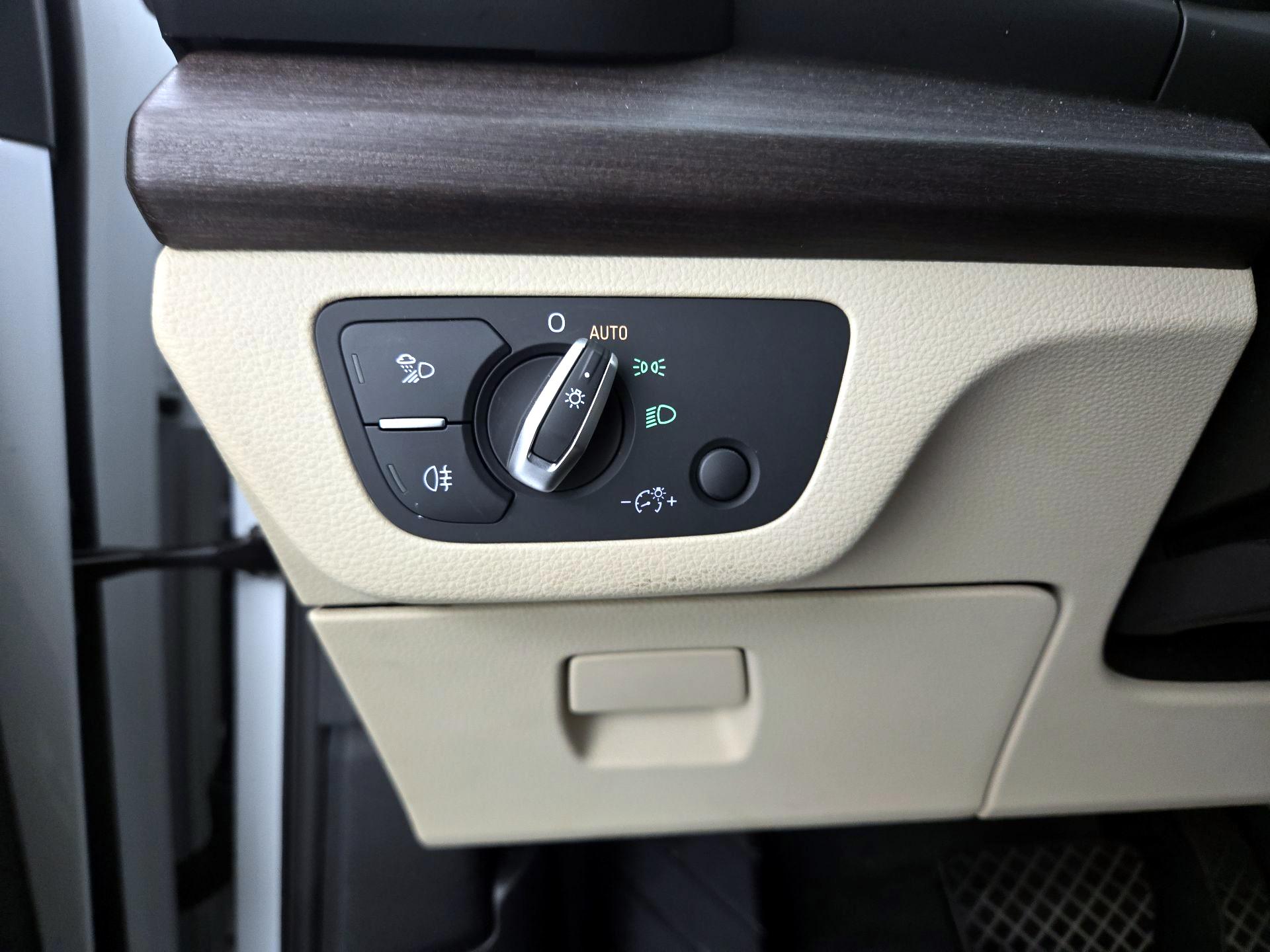 Thumbnail: 2021 Audi Q5 - 13