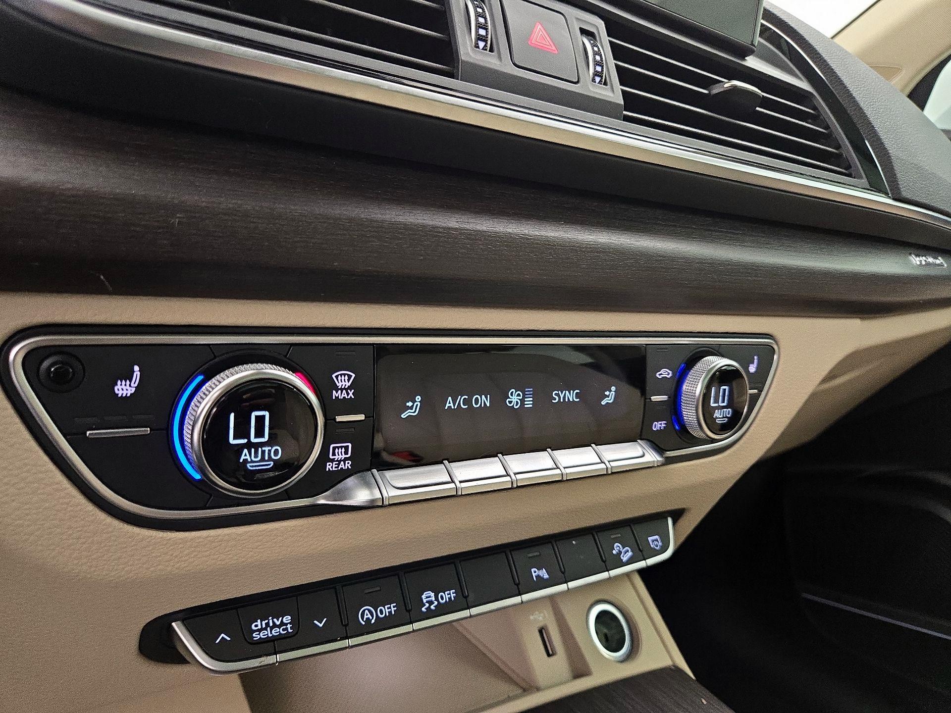 Thumbnail: 2021 Audi Q5 - 16