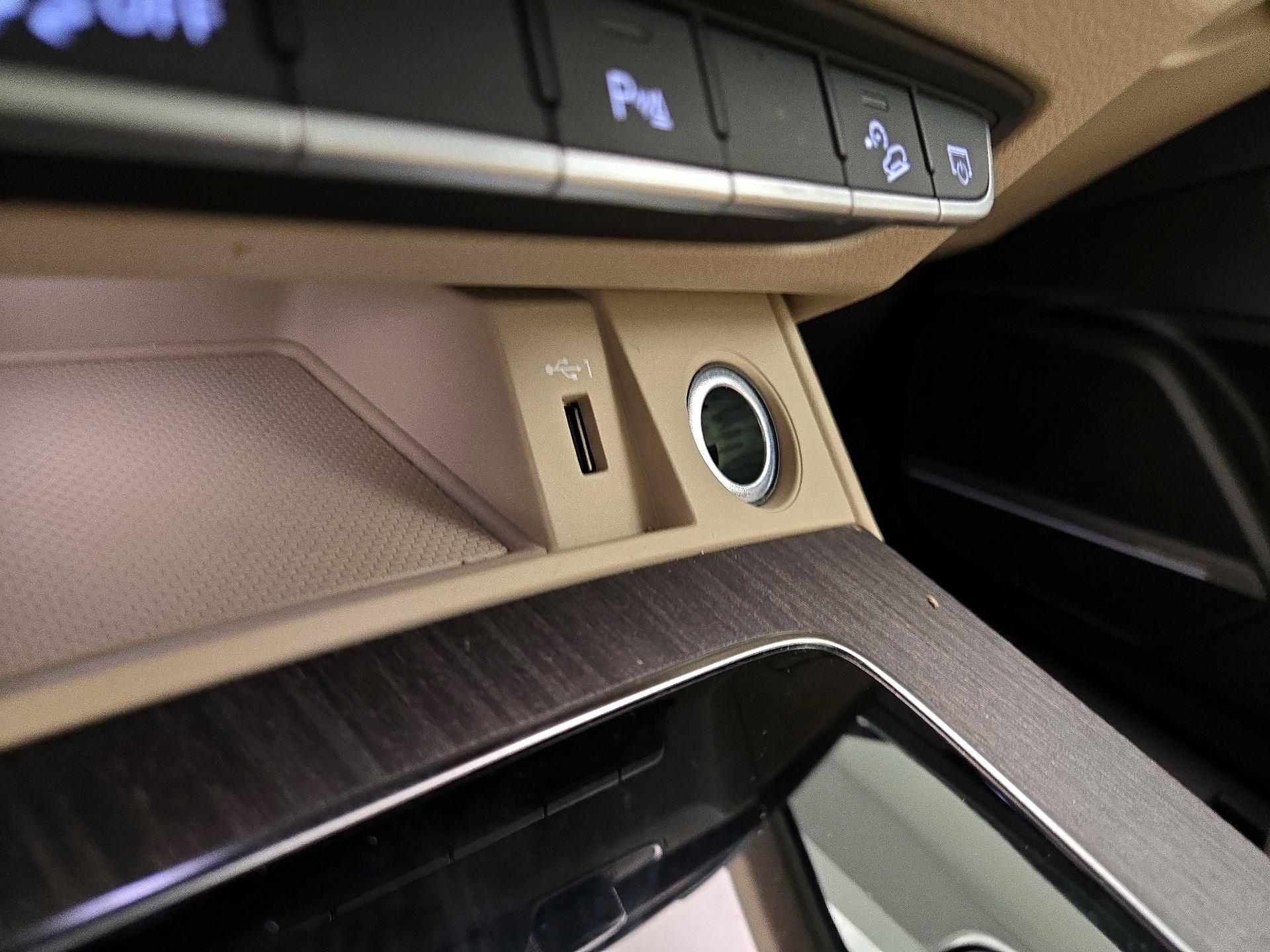 Thumbnail: 2021 Audi Q5 - 18