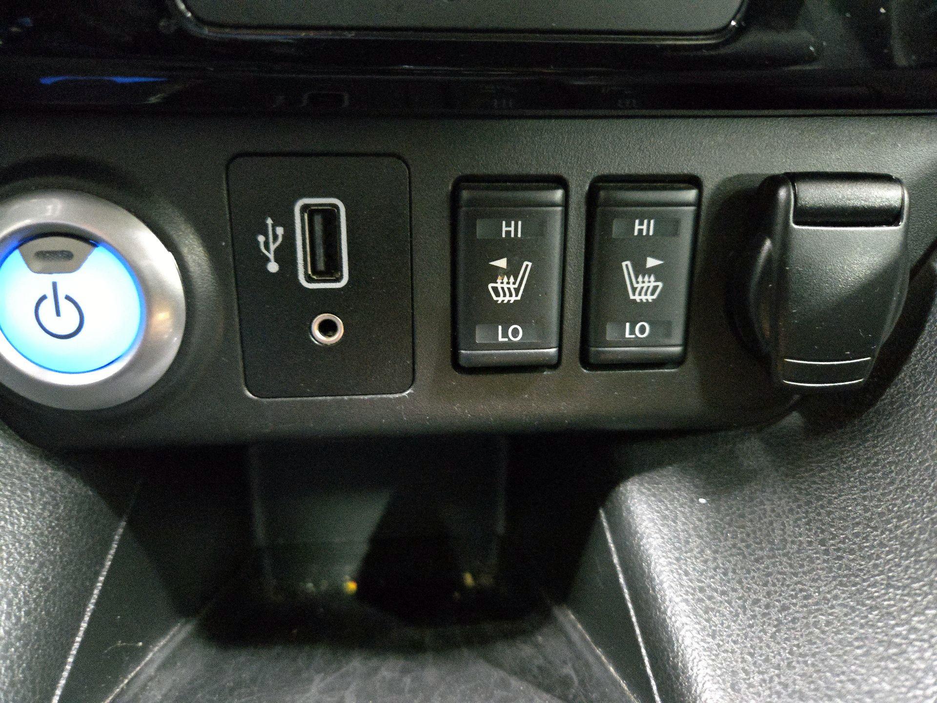 Thumbnail: 2019 Nissan Leaf - 19