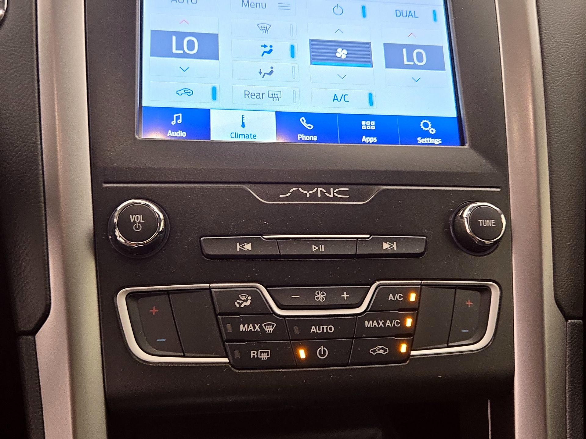 Thumbnail: 2020 Ford Fusion - 16