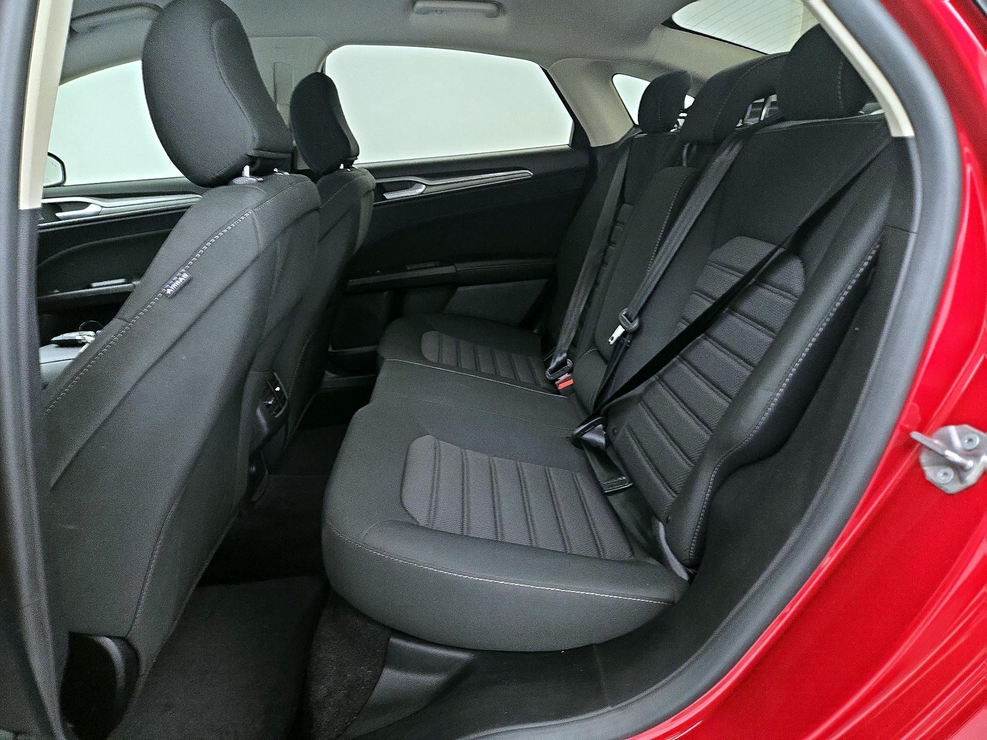Thumbnail: 2020 Ford Fusion - 19