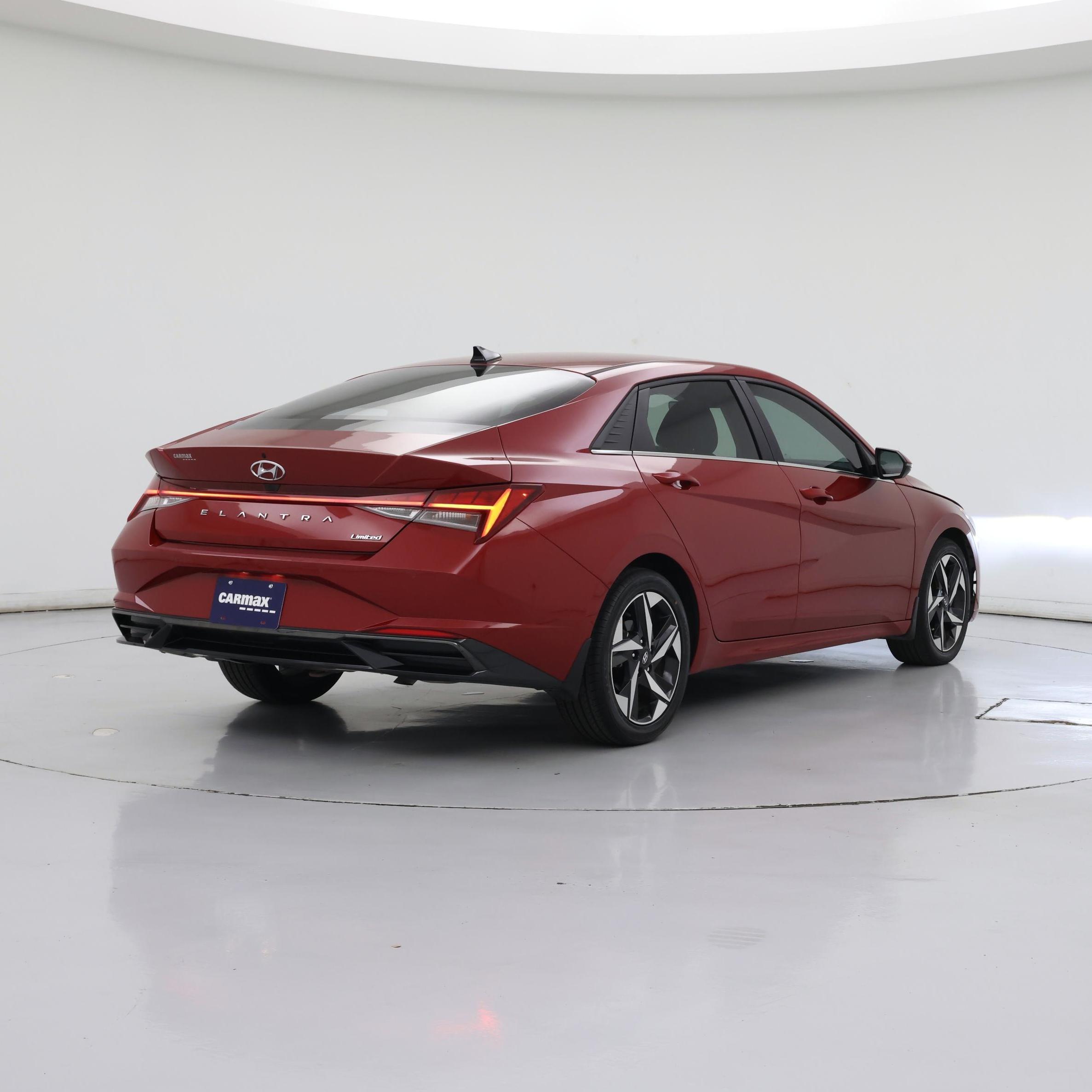 Thumbnail: 2023 Hyundai Elantra - 8