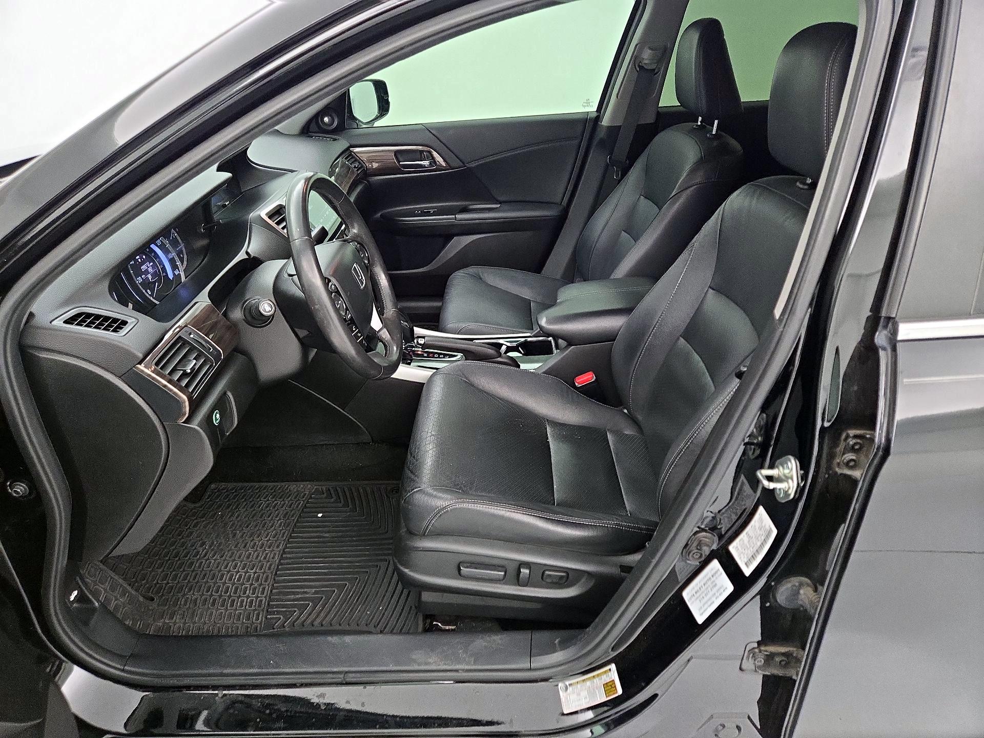 Thumbnail: 2016 Honda Accord - 11