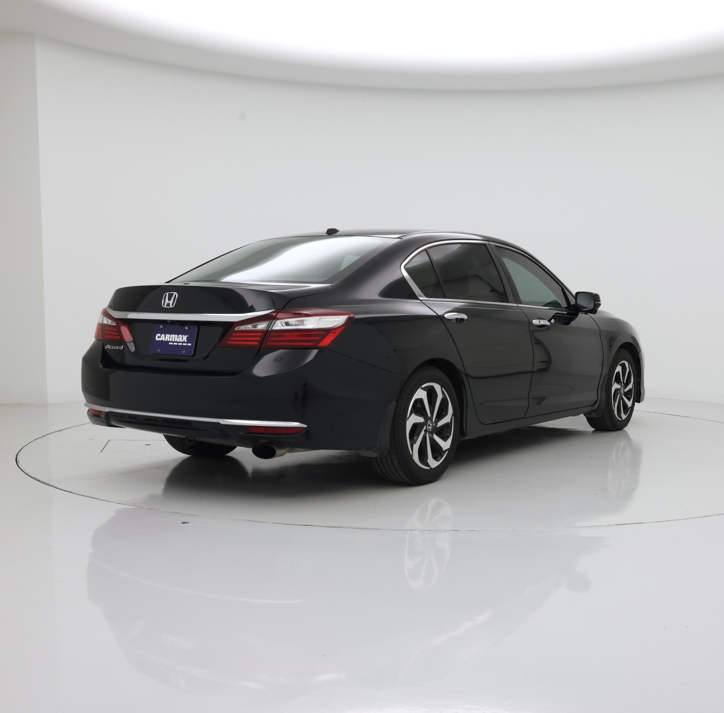 Thumbnail: 2016 Honda Accord - 8