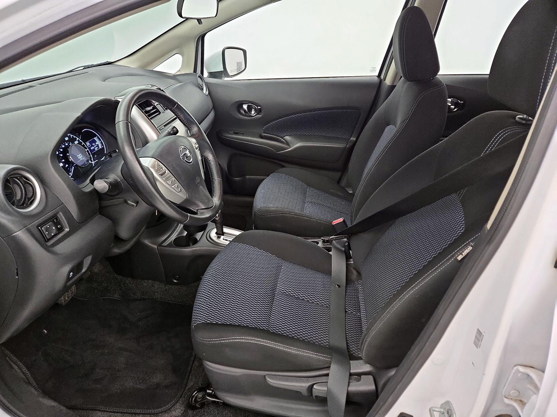 Thumbnail: 2016 Nissan Versa Note - 11