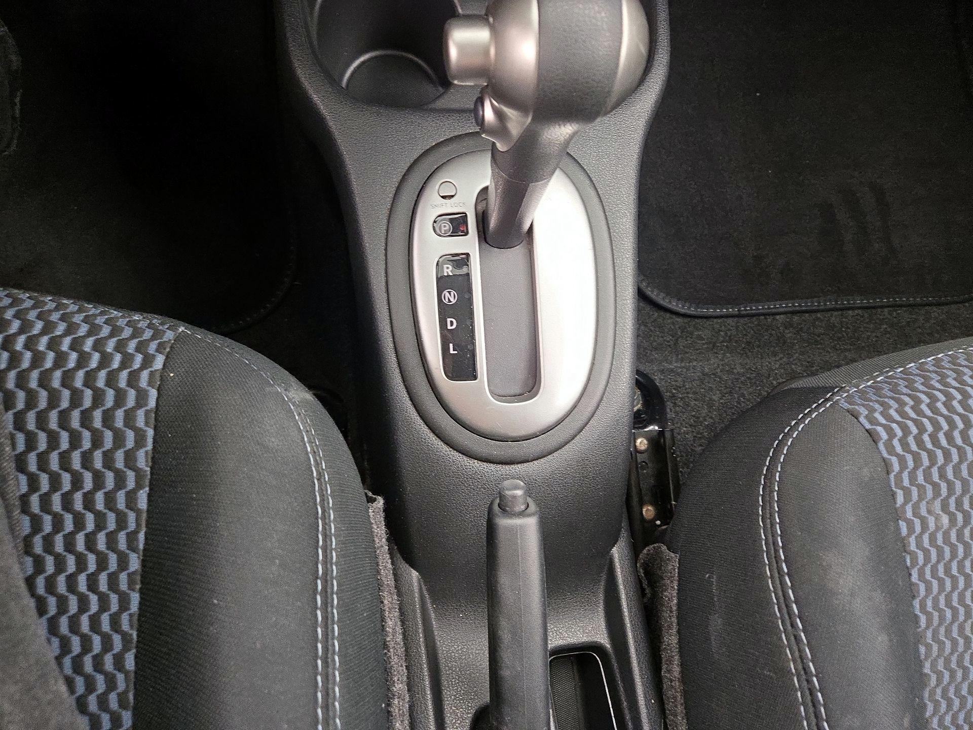 Thumbnail: 2016 Nissan Versa Note - 17