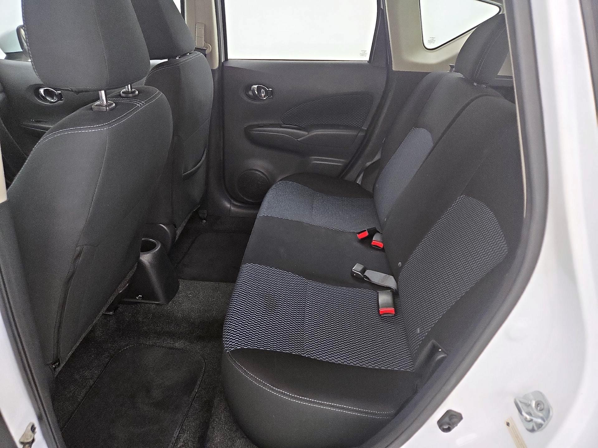 Thumbnail: 2016 Nissan Versa Note - 19