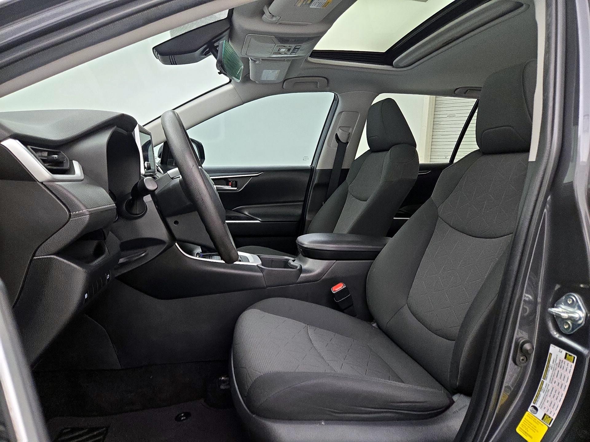Thumbnail: 2023 Toyota RAV4 - 11