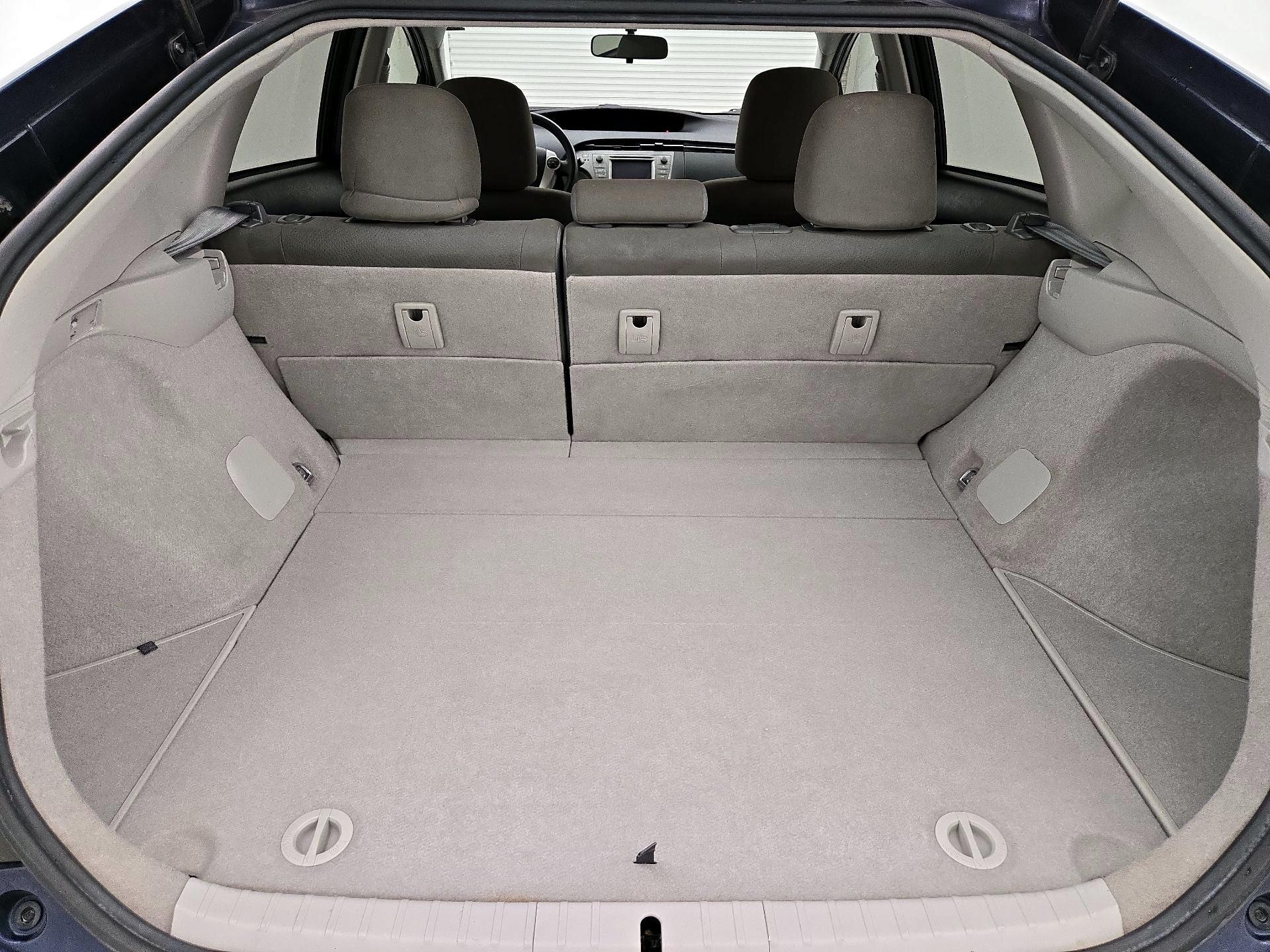 Thumbnail: 2015 Toyota Prius - 19