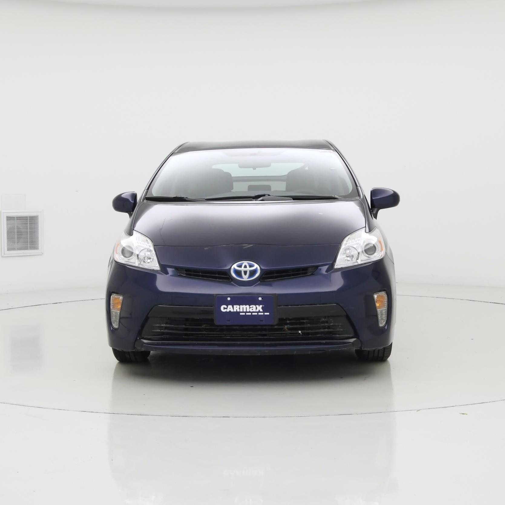 Thumbnail: 2015 Toyota Prius - 5
